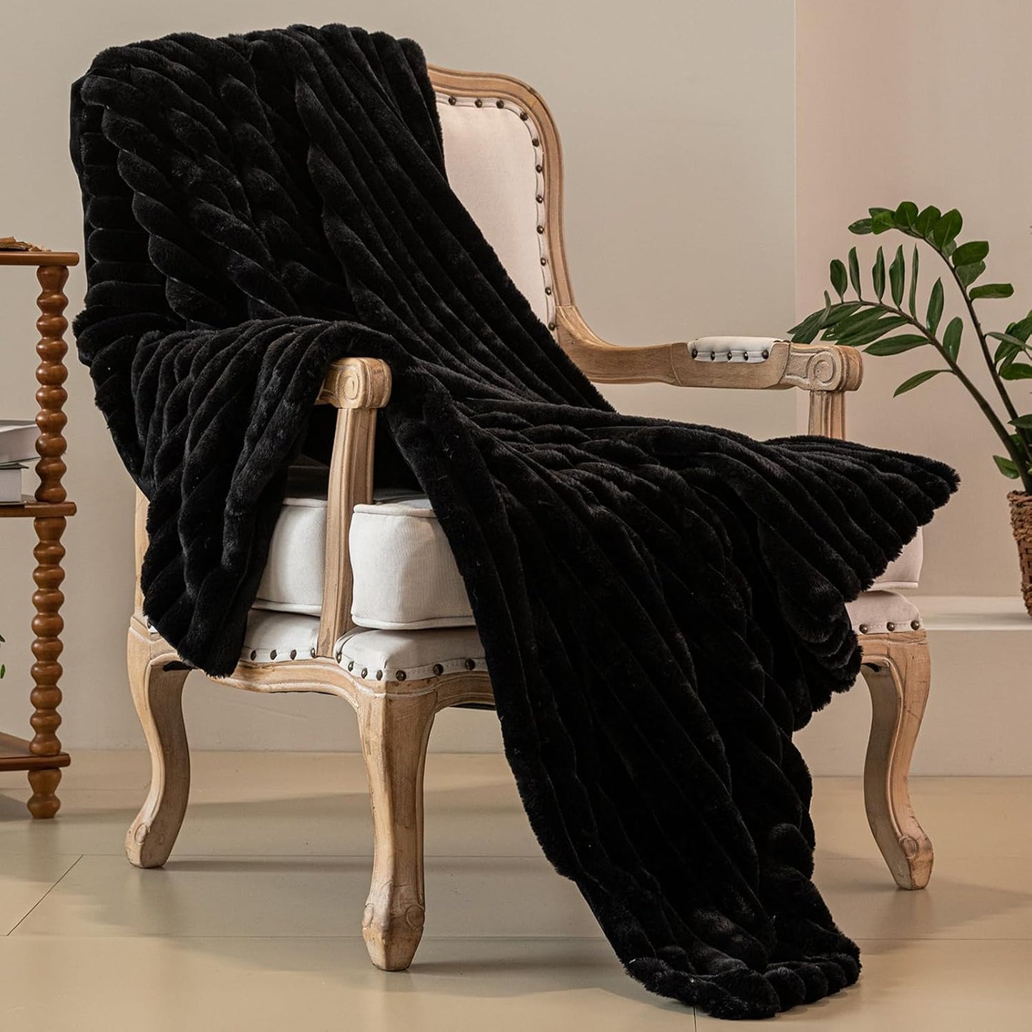 Black Halloween Faux Fur Throw Blanket for Couch, Fuzzy Cozy Soft Warm Plush Striped Throw Blanket, Decorative Fluffy Winter Blanket for Sofa Chair Bed Living Room Home Decor, 50"x60"