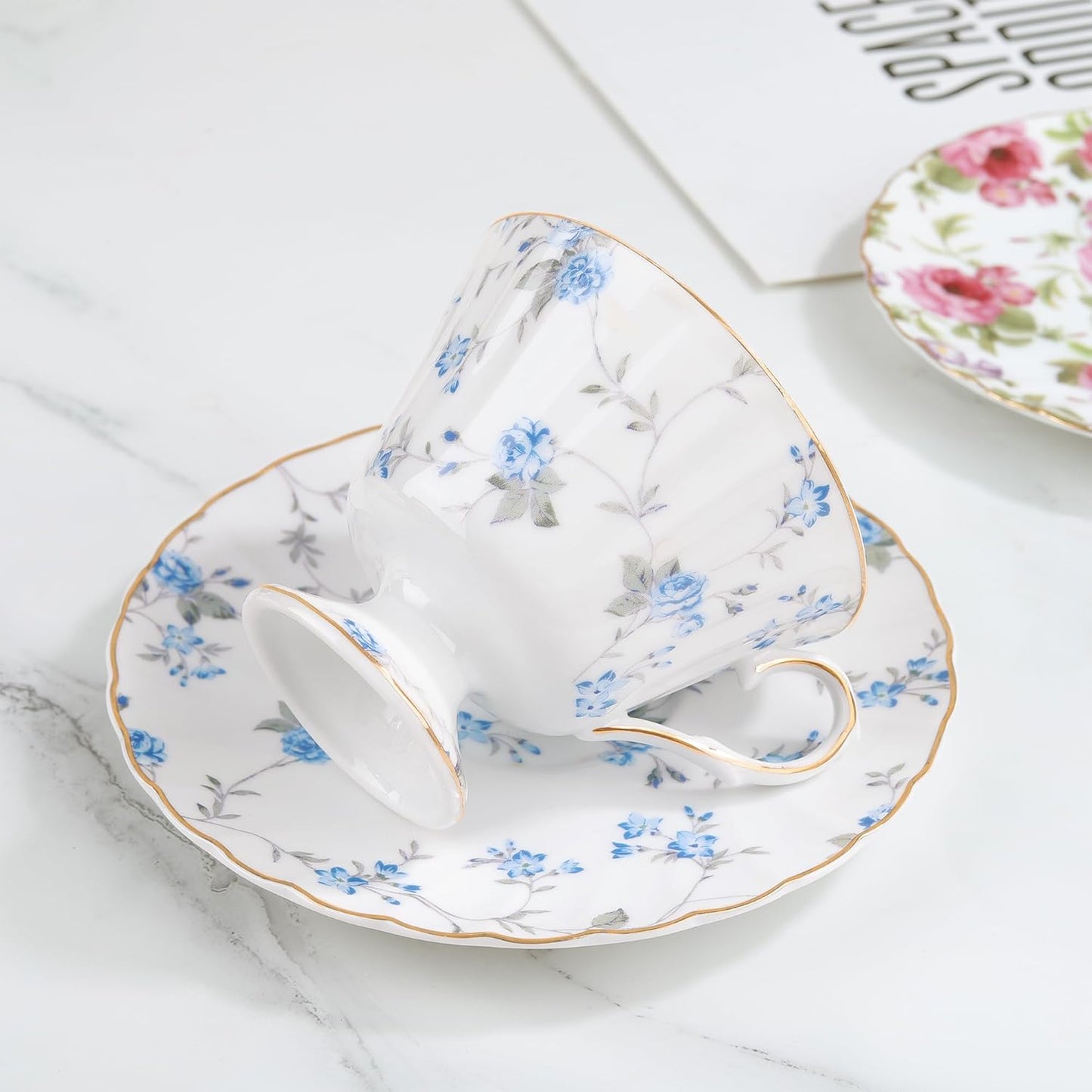 fanquare White Tea Cup and Saucer, Vintage Blue Floral Print Tea Cups for Women Gift, Retro Bar Coffee Mug for Cappuccino Latte, 5oz