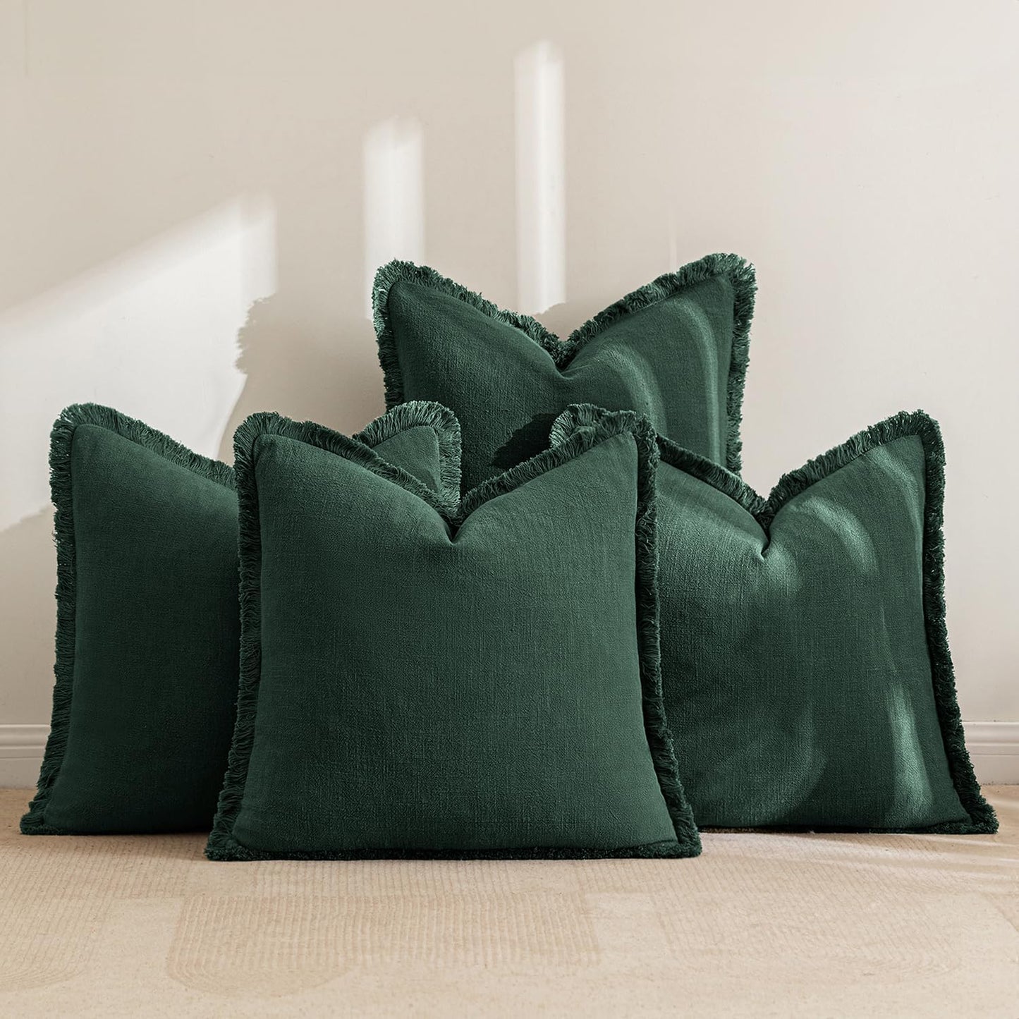 MIULEE Linen Pillow Covers 18x18 Inch Dark Green Decorative Throw Pillows with Fringe Pack of 4 Soft Farmhouse Boho Couch Pillows Home Decors for Sofa Cushion Living Room Bed