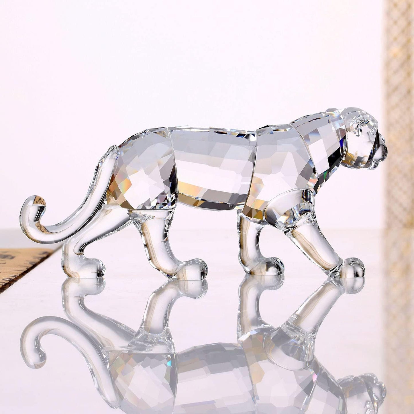 Crystal Leopard Cheetah Realistic Animal Art Figurine Collection Table top Ornament Statue Home Decor (White)