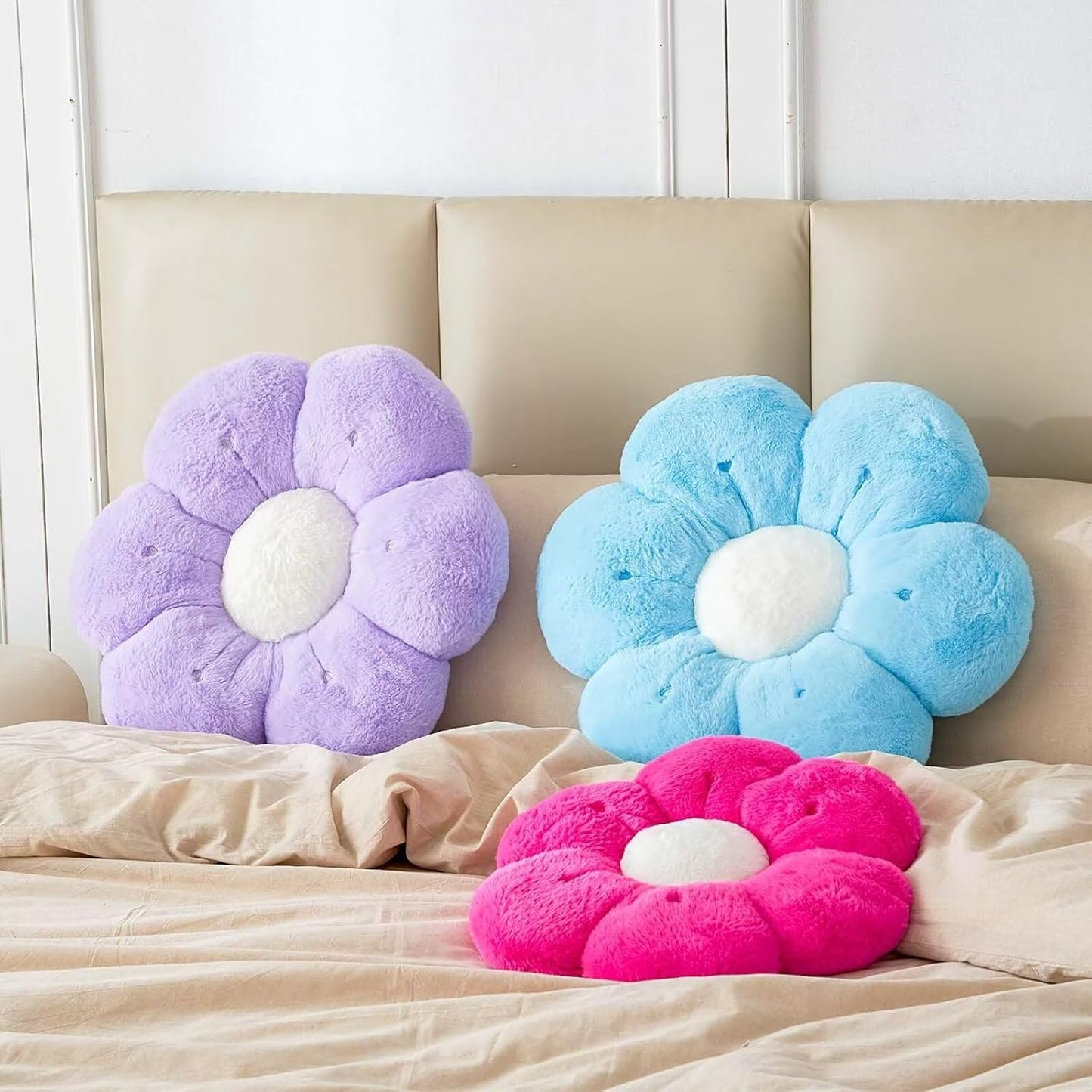 Flower Pillow, Cute Flower Shaped Decorative Pillow, Soft Rabbit Fur Daisy Pillow Home Decor Floor Seating Cushion for Bedroom Living Room (Light Purple 14.9 Inch)
