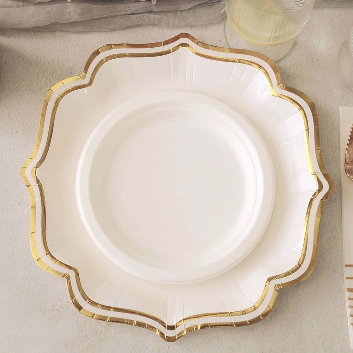 Efavormart 25 Pack | White/Gold 10" Scallop Rim Dinner Party Paper Plates, Disposable Plates - 300 GSM