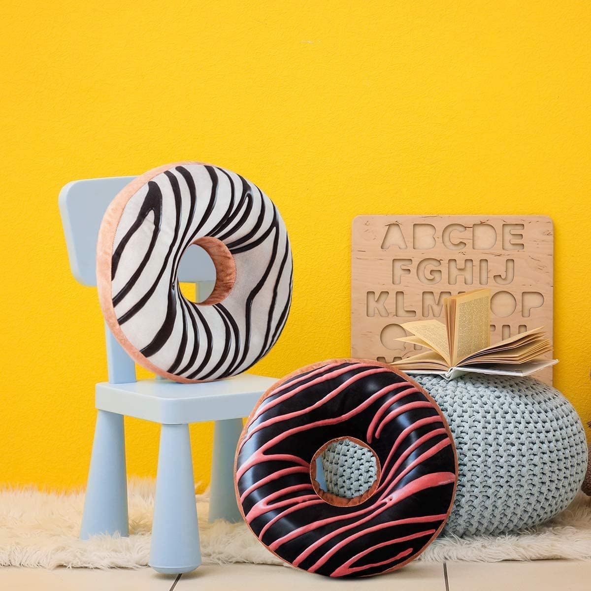 HYSEAS Round Throw Pillow 14 Inch Chocolate White Donut, 3D Digital Print Decorative Comfortable Soft Plush Funny Food Shaped Pillow Light Weight Seat Pad Cushion for Couch, Chair, Floor, Sofa