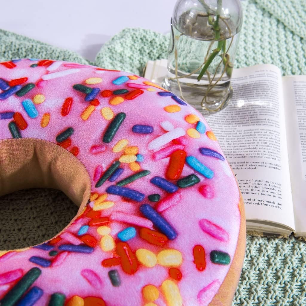 HYSEAS Round Throw Pillow 14 Inch Pink Donut, 3D Digital Print Decorative Comfortable Soft Plush Funny Food Shaped Pillow Light Weight Seat Pad Cushion for Couch, Chair, Floor, Sofa, 2 Pack