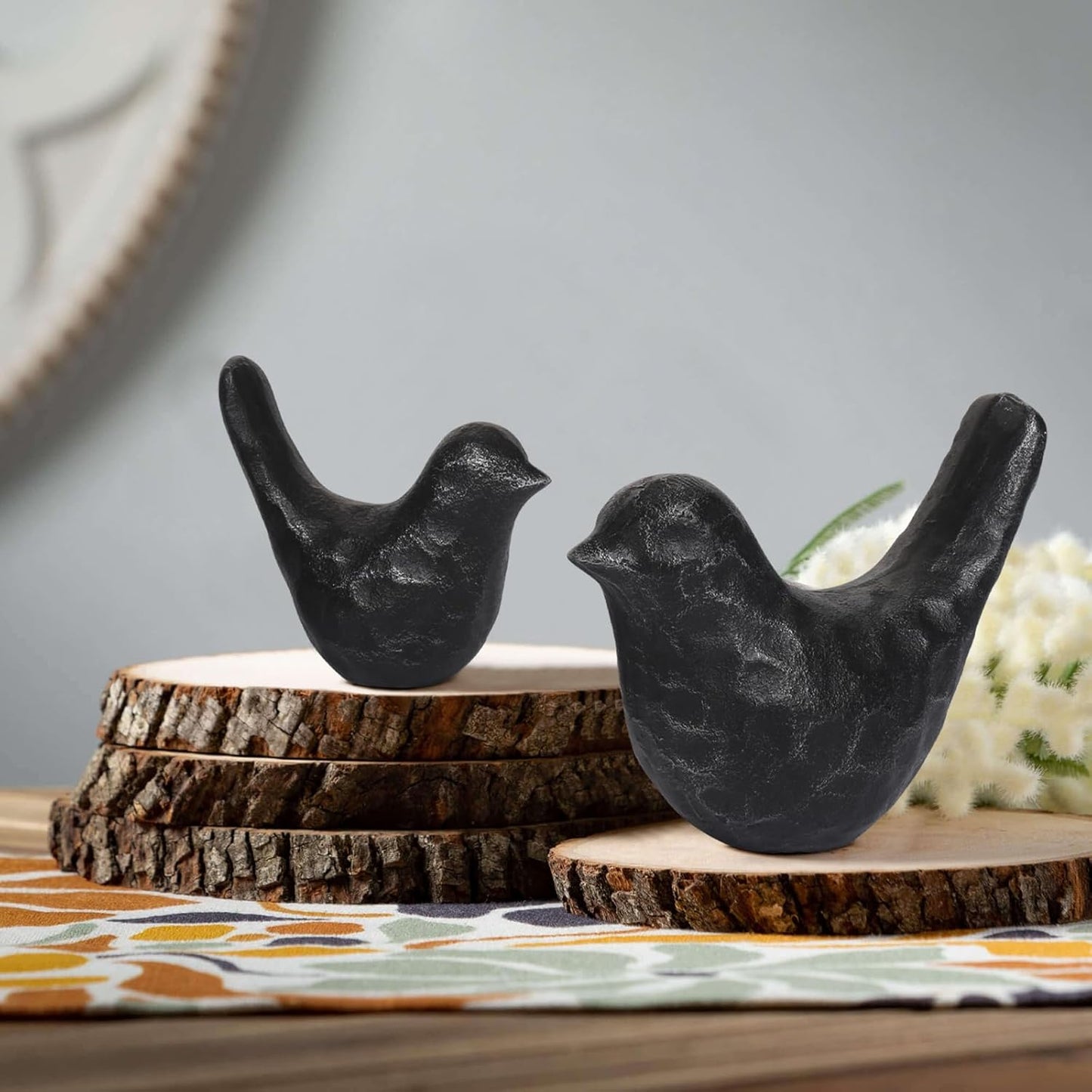 Elegant Cast Iron Bird Statue with Vintage Brass Coating – Gold Bird Figurine for Home Desk, Living Room, Bedroom, Office – Charming Decorative Ornament