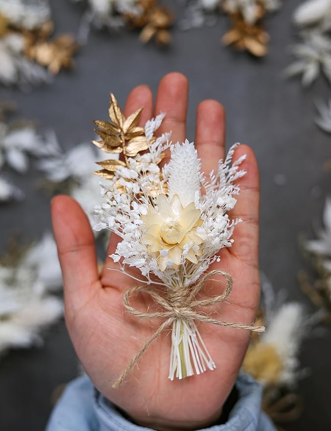 xin's convey Mini Dried Flower Bouquet Set (Pack of 12), Small Golden Bouquets, Card Decorative Dried Flowers, Props for Photo Shoots, Wall Hanging Dried Flower Decorations. (Gold)
