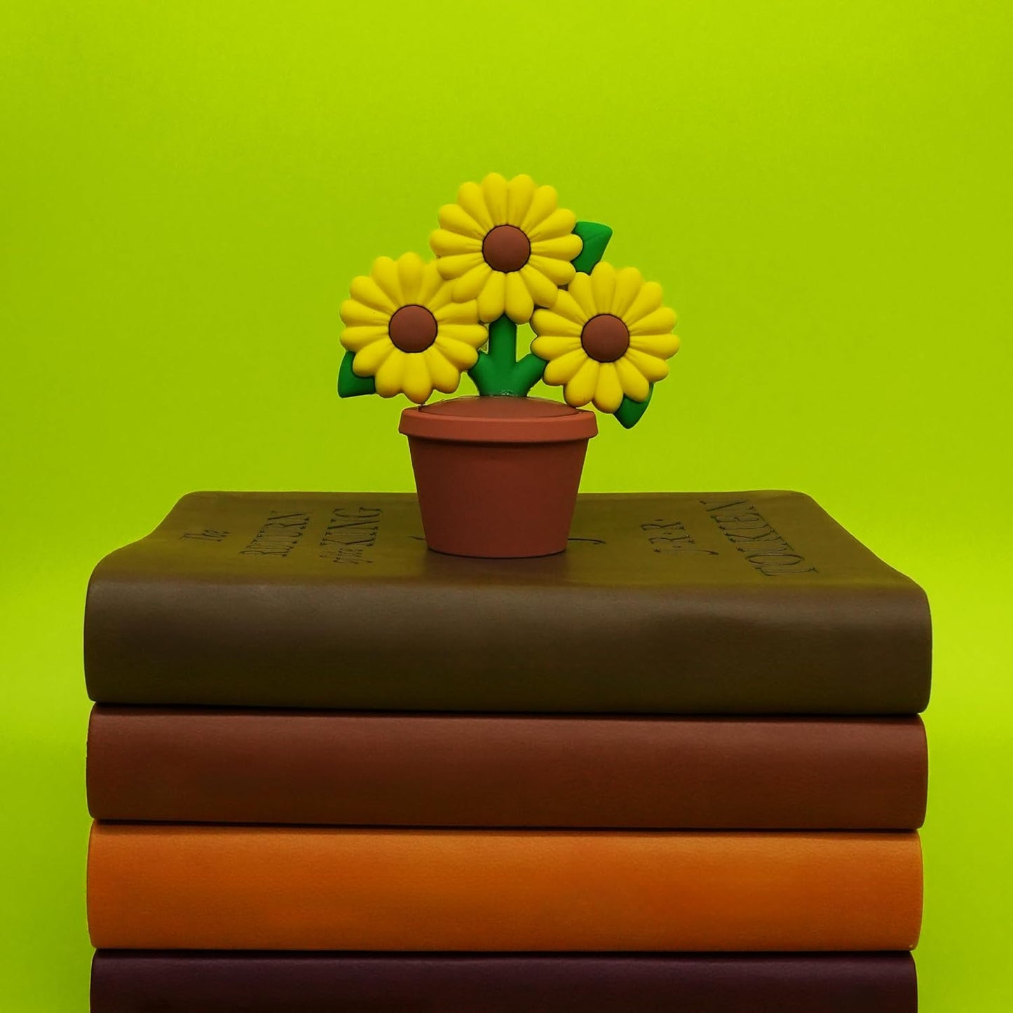 Mini Garden Figurines for Desk Decor – Cute Accessories for Fairy Gardens, Terrariums, Succulent Pots & Office Spaces – Tiny Plant Decor Statues - Sunflower