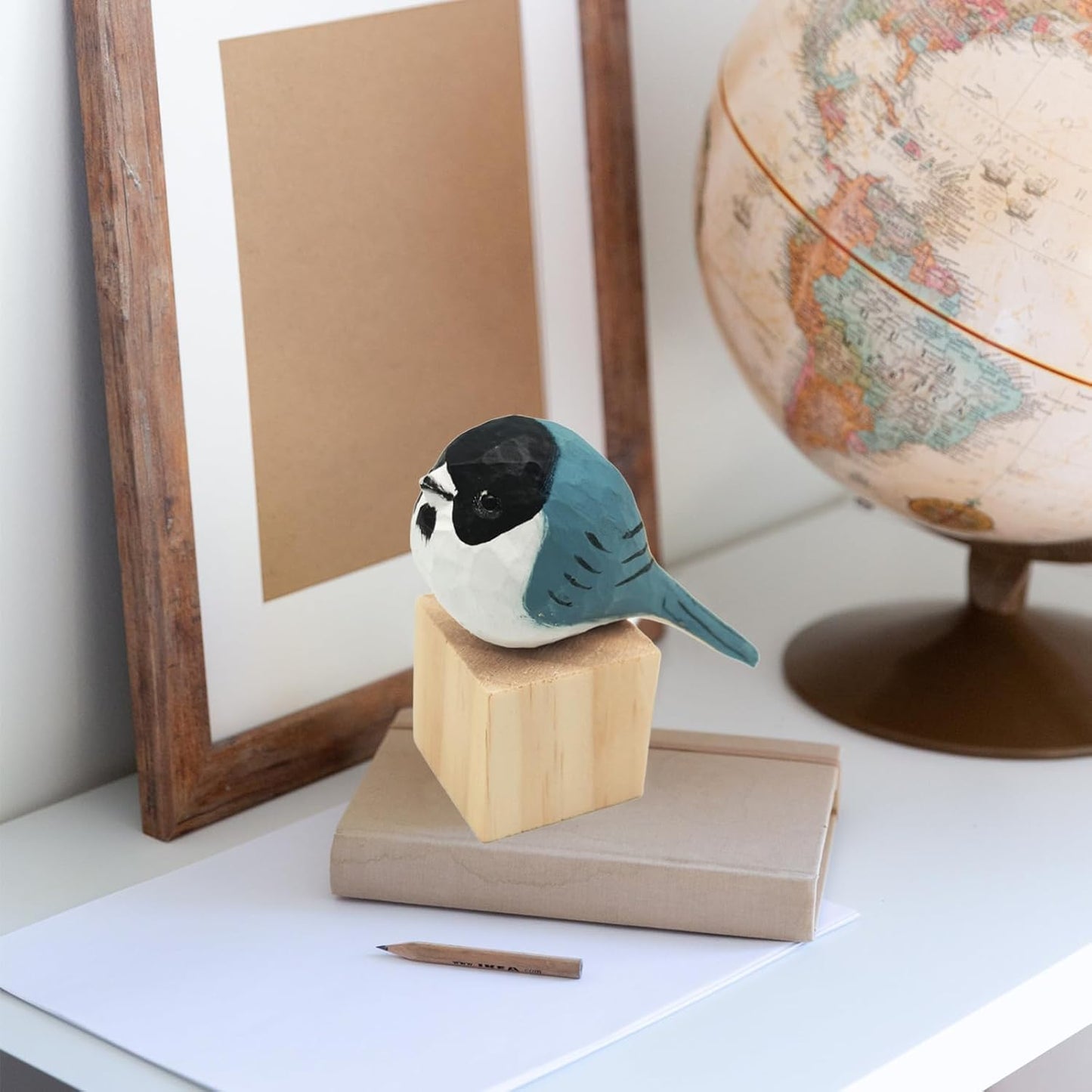 DIYOMR Hand Carved Wooden Bird Statue, Art Animal Sculpture with Wood Block, Vivid Blue Sparrow for Gift Home Table Ornament Decor