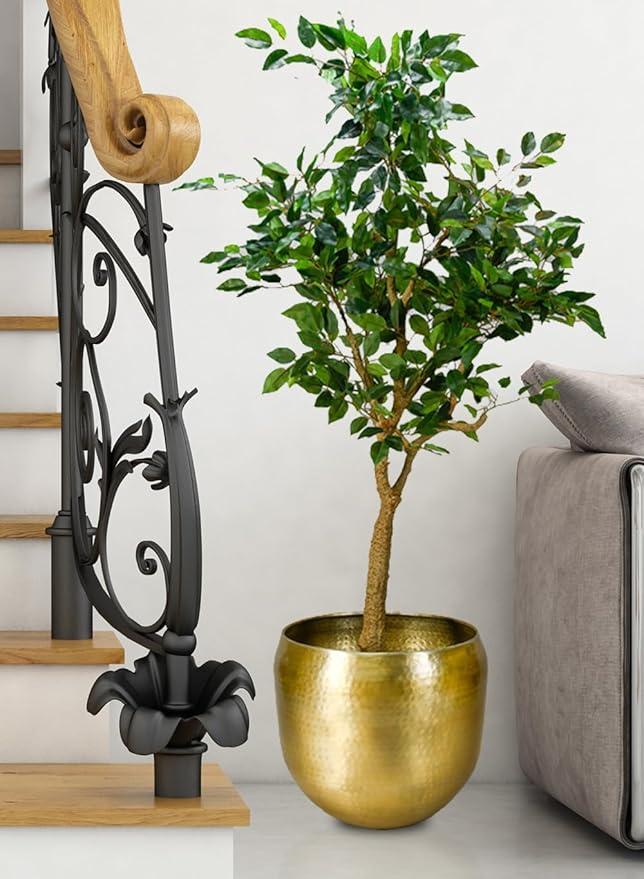 Serene Spaces Living Large Brass-Look Aluminum Cachepot – 15.5" Diameter, 13" Tall Handcrafted Vintage Planter for Indoor Plants, Flowers, Weddings, Centerpieces – No Drainage
