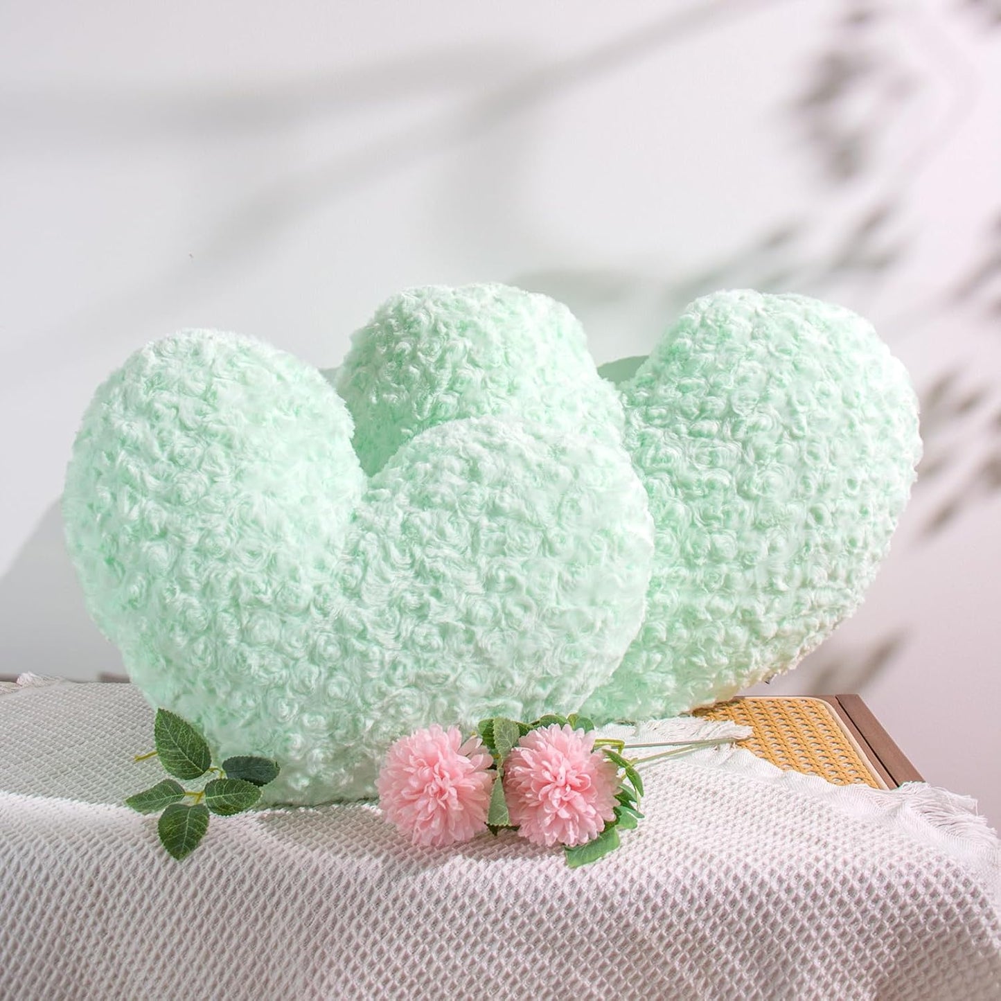 Jade Green Oversized Heart Shaped Throw Pillow – 600g Faux Rabbit Fur + Plush 6D PP Cotton – 18"x16" Decorative Cushion