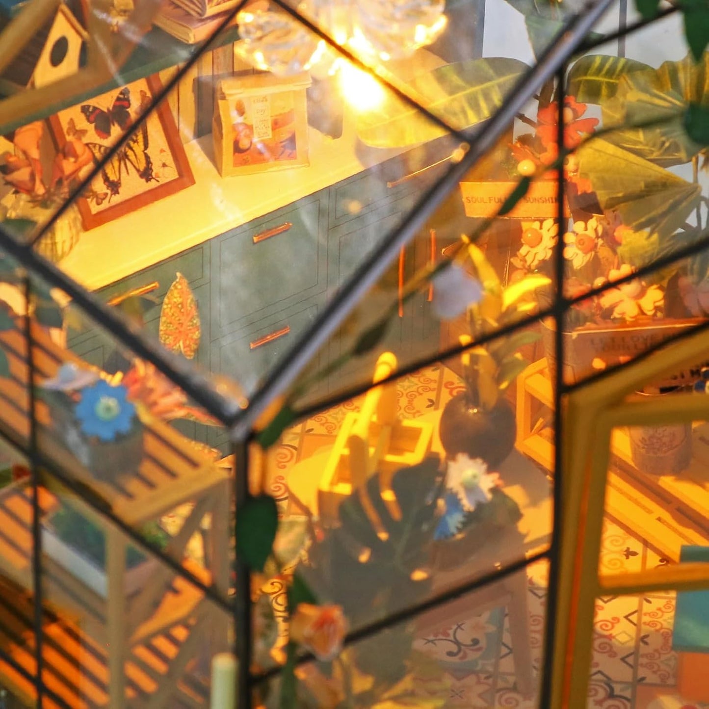 GuDoQi DIY Miniature Dollhouse Kit, Tiny House kit with Furniture, Miniature House Kit 1:24 Scale, Handmade Gift for Birthday Christmas Day, Sunshine Flower House