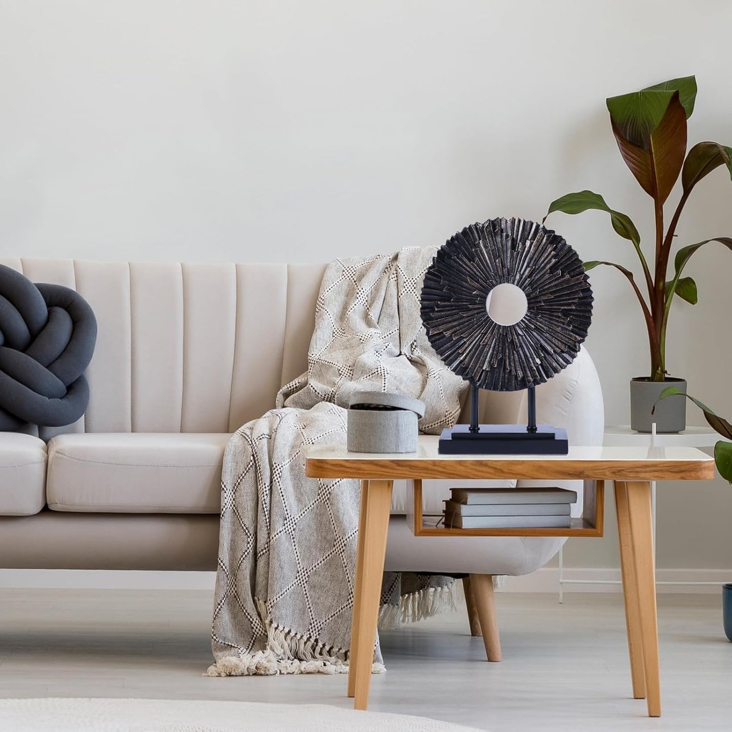 Minimalist Round Statue Above Cabinet Decor Kitchen, Modern Decorative Sculpture Home Decorations for Living Room Coffee Table, Office Decor Items, Center Pieces Decoration (Black)