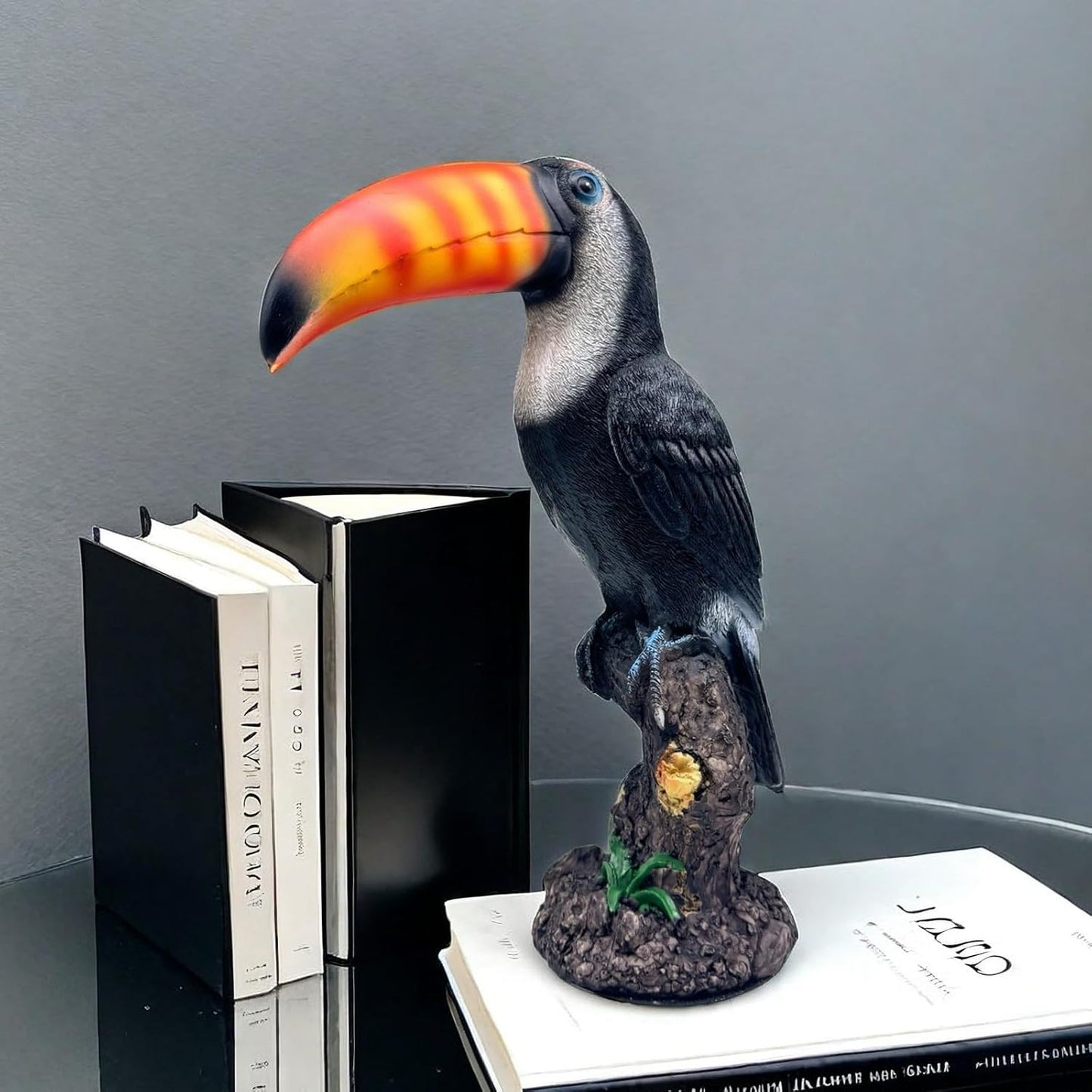 FUNSXBUG 11.6 Inch Toucan Bird on Stump Statue Figurines Sculpture Collectibles Home Office Desktop Outdoor Garden Yard Display Decoration