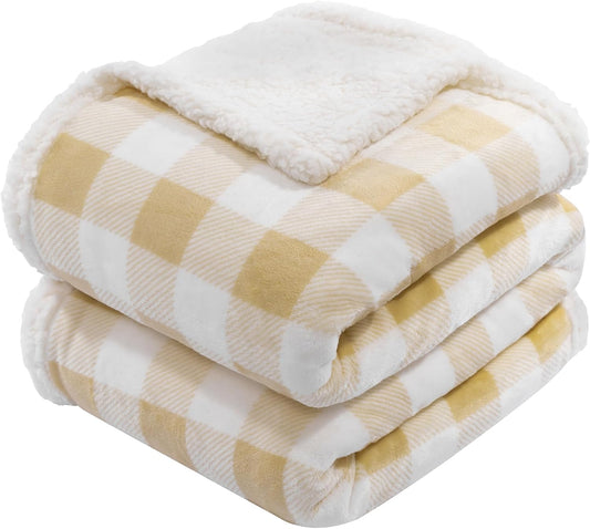 BEAUTEX Sherpa Fleece Throw Blanket, Super Soft Warm Buffalo Plaid Plush Blankets and Throws, Lightweight Cozy Fuzzy Blanket for Couch Sofa Bed (Beige, Throw 50" x 60")