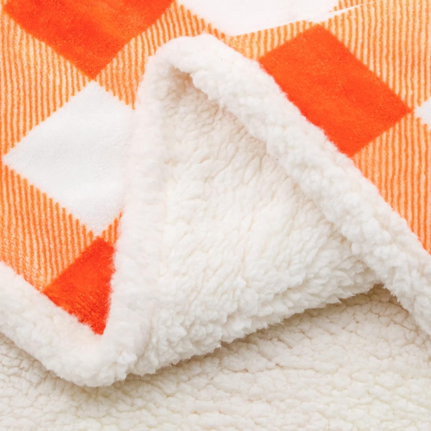 BEAUTEX Sherpa Fleece Fall Throw Blanket, Super Soft Warm Buffalo Plaid Plush Blankets and Throws, Lightweight Cozy Fuzzy Blanket Fall Decor for Couch Sofa Bed (Orange, Throw 50" x 60")