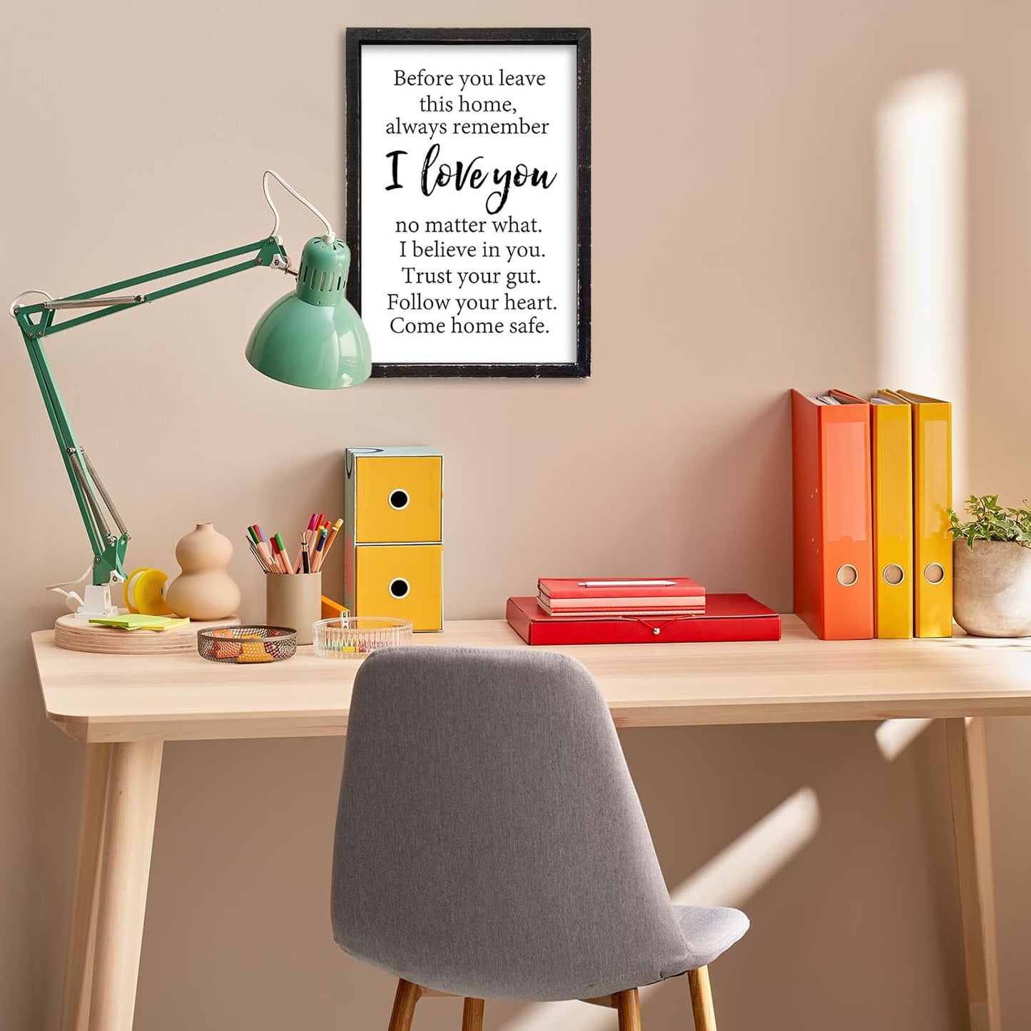 Before You Leave This Home Sign Wall Art Decor 16x11 Inch Rustic Farmhouse Living Room I Love You Inspirational Family Wood Framed Sign Entryway Motivationa And Romantic Wall Hang (Black)