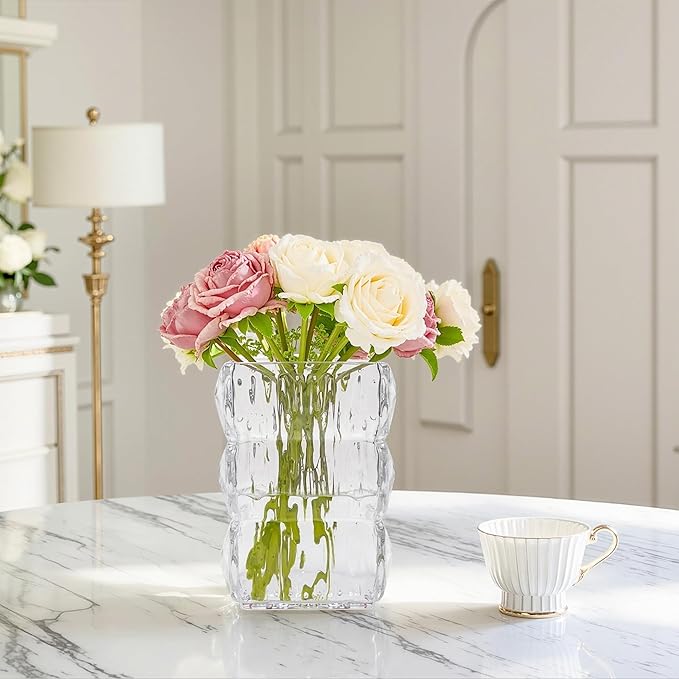 VECELO Crystal Glass Vase - Textured Clear Flower Vase for Fresh Flowers & Hydroponic Plants, Modern Decorative Centerpiece for Dining Table, Coffee Table & Home Décor, 9.06 Inches