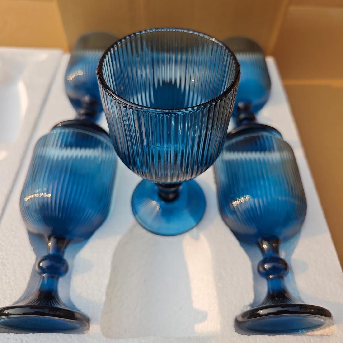 Blue Wine Glass Goblet Set of 6, 14 oz Blue Goblets Glassware, Colored Vintage Glassware for Weddings, Parties, Restaurants, Family Gatherings, Bars, Cafeterias, Dishwasher Safe