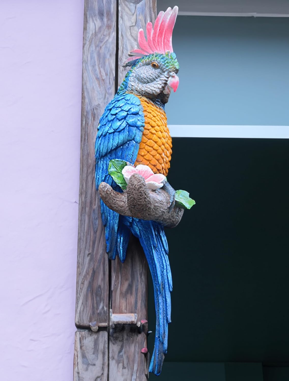 Coolboy Parrot Figurine, Outdoor Resin Bird Decoration, Flapping Macaw Bird Tropical Decor Wall Sculpture, Polyresin, Blue