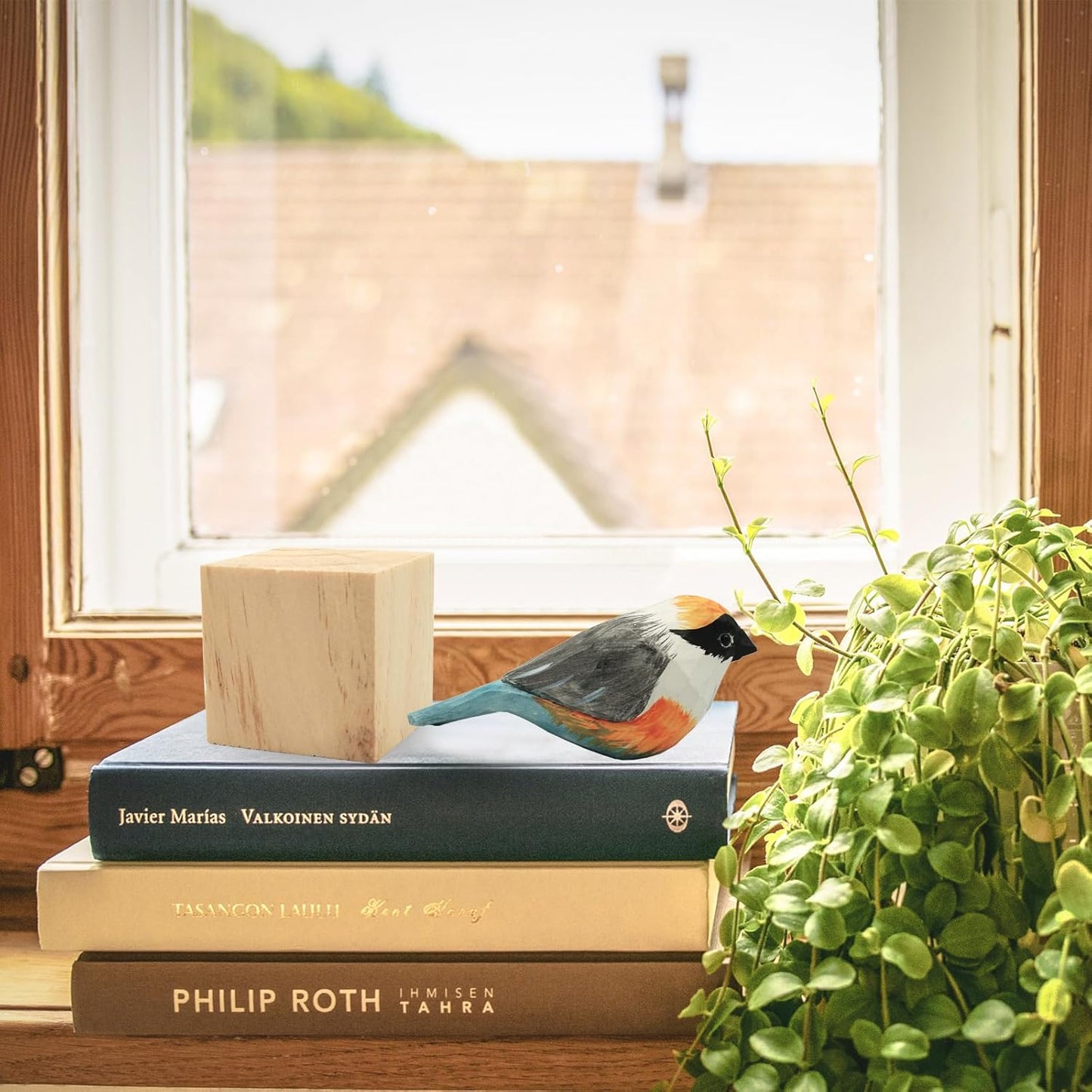 DIYOMR Hand Carved Wooden Bird Sculpture, Art Animal Wood Block, Vivid Bird Statue for Gift, Home Table Ornament Decor (Red-headed Tit)