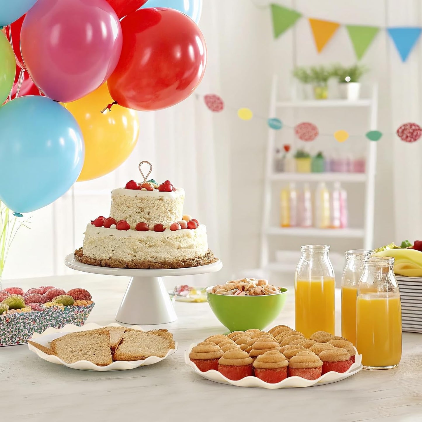 LIYH 50 Pcs Beige Plastic Plates Reusable Unbreakable Dinner Plates Scalloped Plastic Plates Dishwasher Safe Ivory Plate Sets Perfect for Parties Birthday Picnics BPA Free (25Guests)