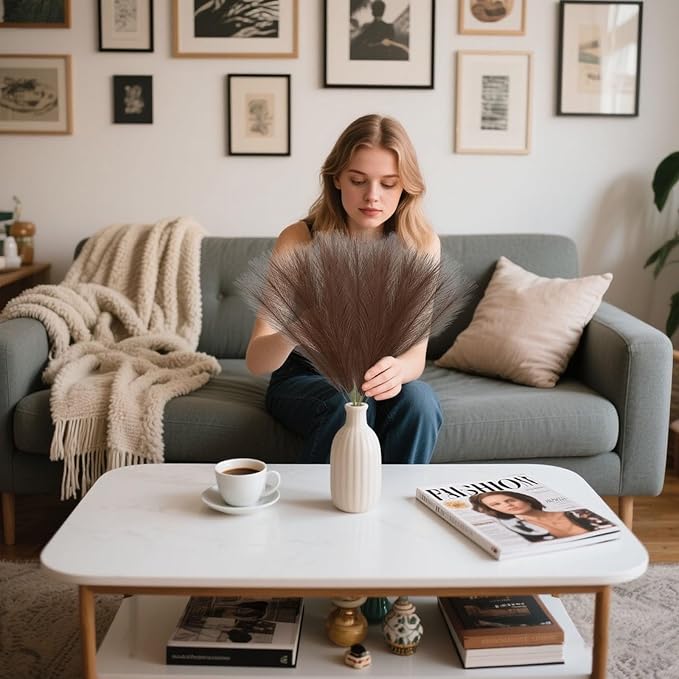 30 Pcs Brown Faux Pampas Grass, 17 Inches Artificial Pampas Grass Bulk, Short Fluffy Faux Pompas for Vase Filler, Home Boho, Wedding Anniversaries, Baby Shower Decoration