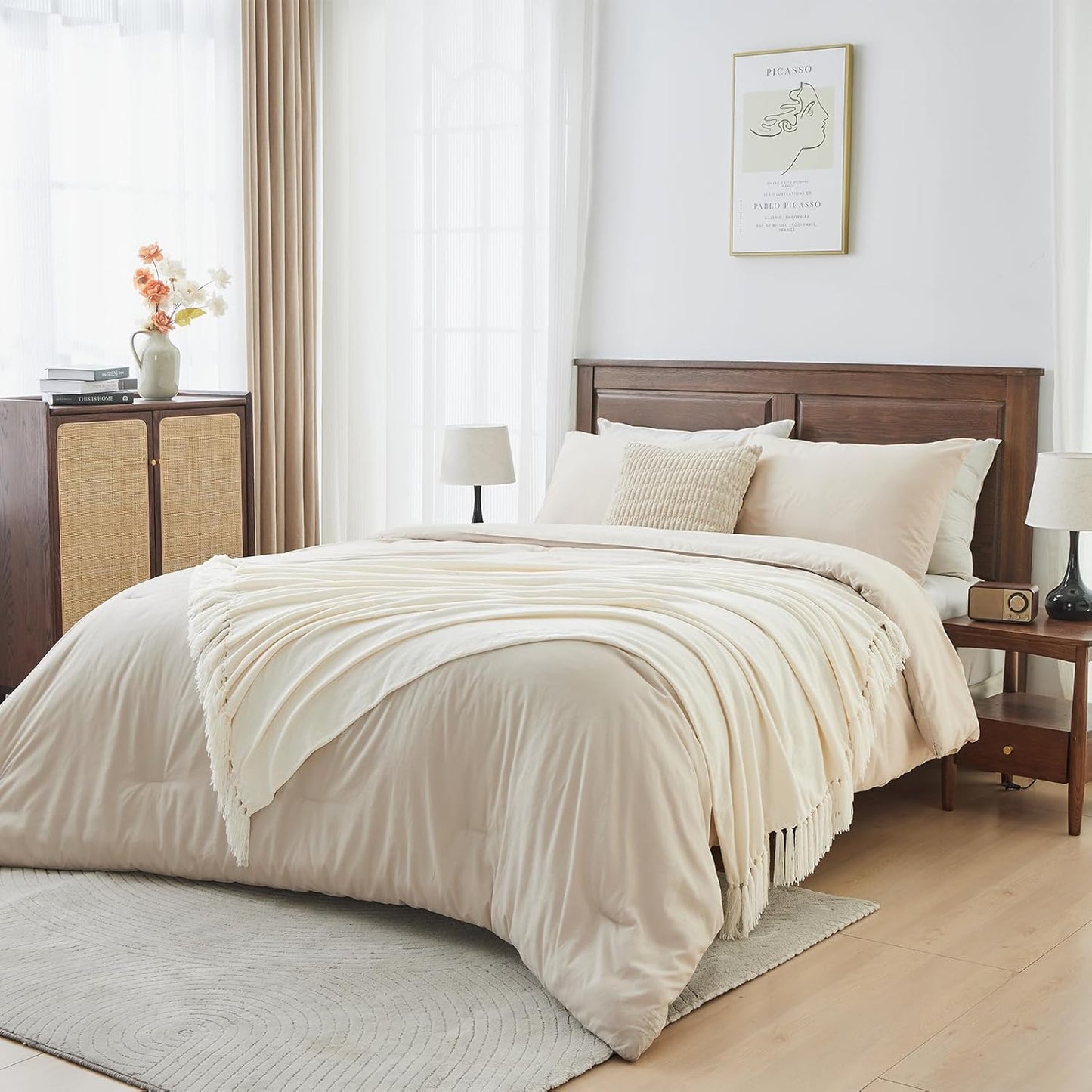 CozeCube Chenille Throw Blanket for Couch, Cozy Plush Fuzzy Decorative Cream White Blanket with Fringe Tassels, Lightweight Throws for Bed Sofa Gift Home Decor, 50"X60"