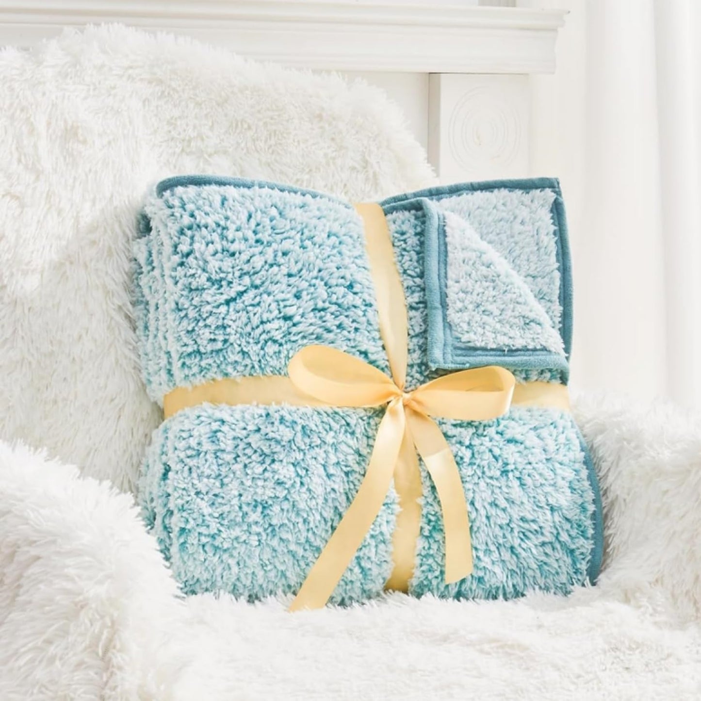 EMME Soft Sherpa Fleece Blanket Reversible Plush Fluffy Large Blanket, Light Weight Warm Decorative Boho Blanket Cover for Sofa, Couch, Bedroom,Travel(Plush Teal,90"x90")