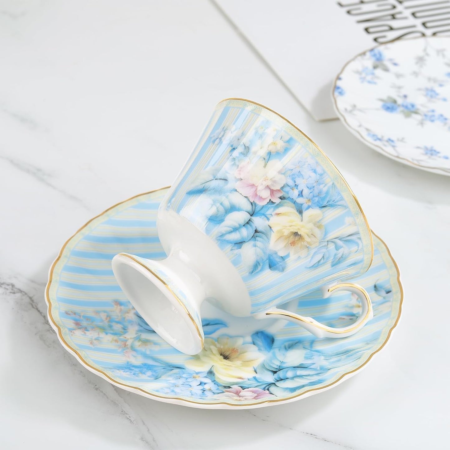 fanquare Vintage Blue Striped Tea Cup and Saucer, Hydrangea Flower Coffee Mug, Retro Floral Tea Cup Sets for Tea Party, 5oz