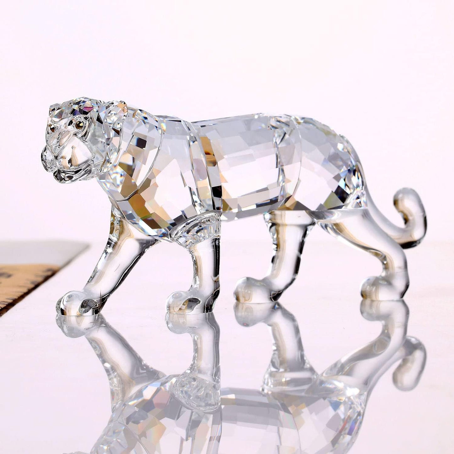 Crystal Leopard Cheetah Realistic Animal Art Figurine Collection Table top Ornament Statue Home Decor (White)
