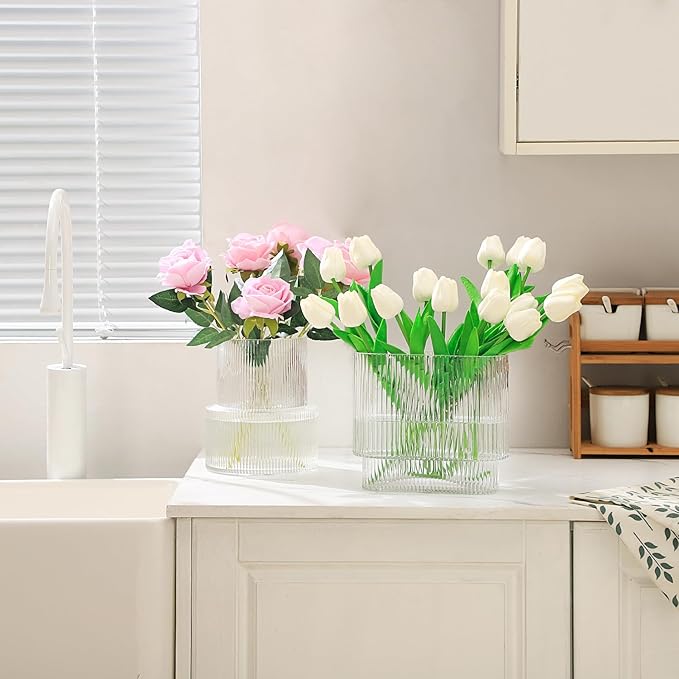 Ribbed Vase, Fluted Glass Vase for Flowers, Clear Flower Vases for Tulips, Modern Vases for Living Room, Dining Table, Office, Bedroom, Mantle, Shelf, Wedding, 7 Inch