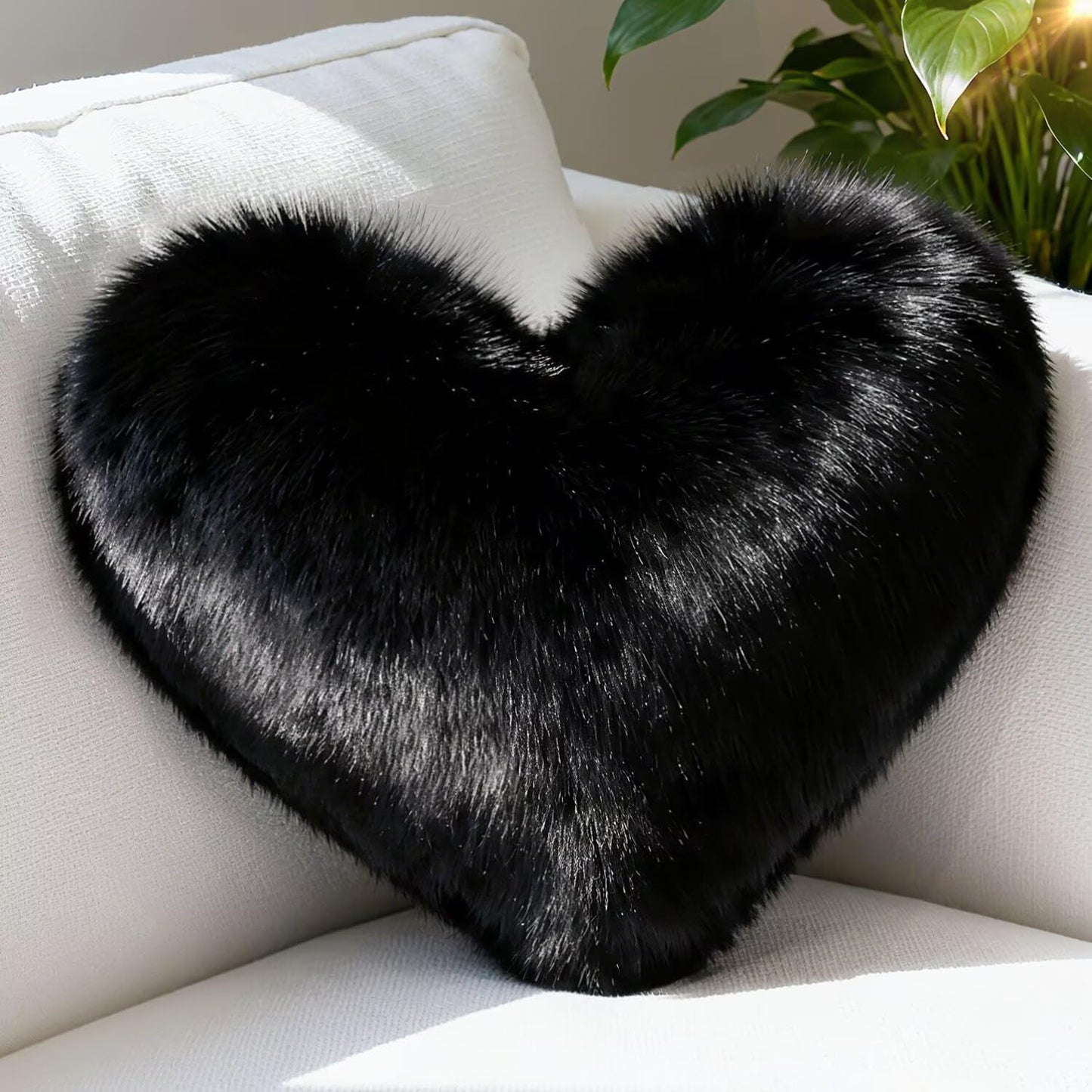 Black Heart Pillow, Faux Fox Fur Heart Decorative Pillows, Heart Shaped Throw Pillow for Bed, Soft Fluffy Decorative Cushion for Chair Sofa Living Room - Plush Pillow Home Decor
