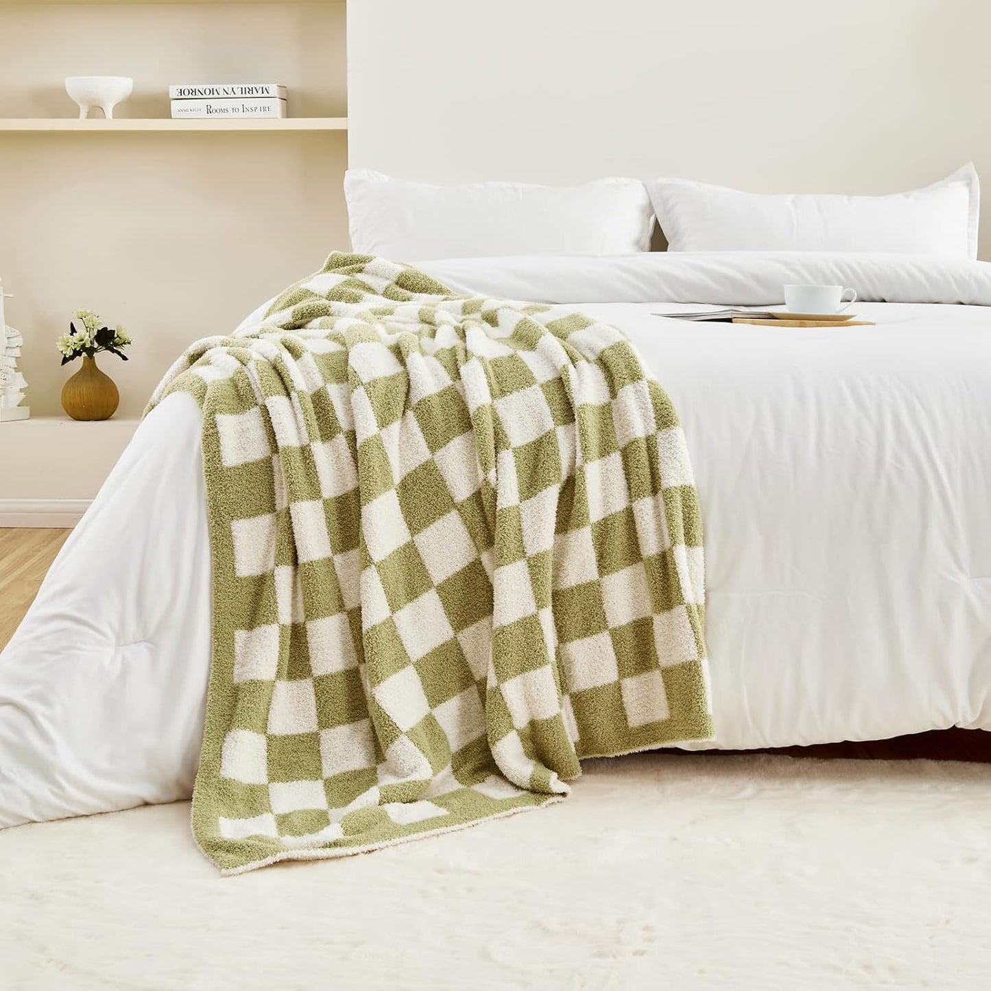 CozeCube Super Soft Fullfy Microfiber Reversible Knitted Blankets, Warm Cozy Fuzzy Plush Throw, Sage Green and White Checkered Throw Blanket for Couch Bed Sofa, 60" x 80"