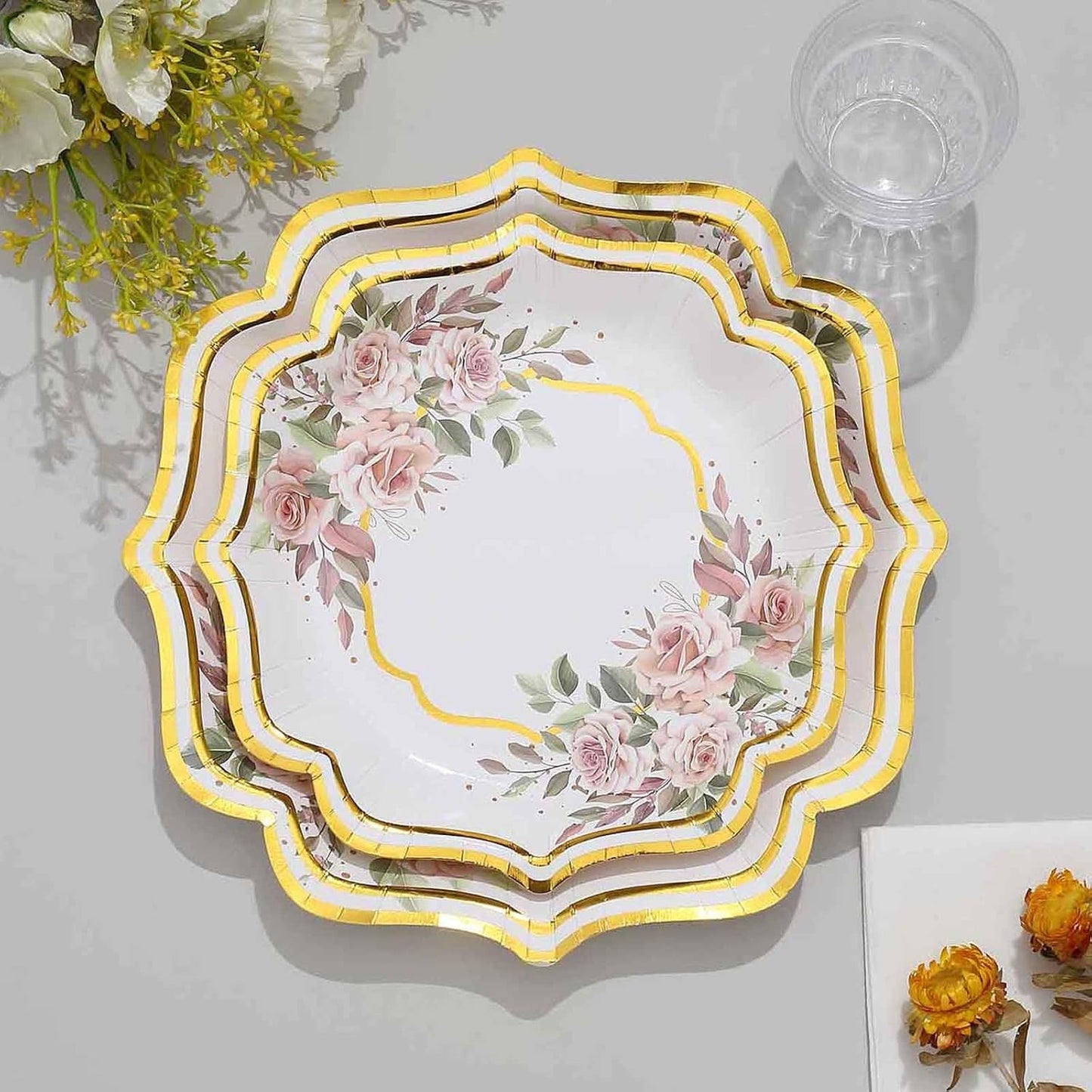 Efavormart 25 Pack | White/Gold Floral 8" Scallop Rim Dessert Appetizer Party Paper Plates, Disposable Salad Plates - 300 GSM