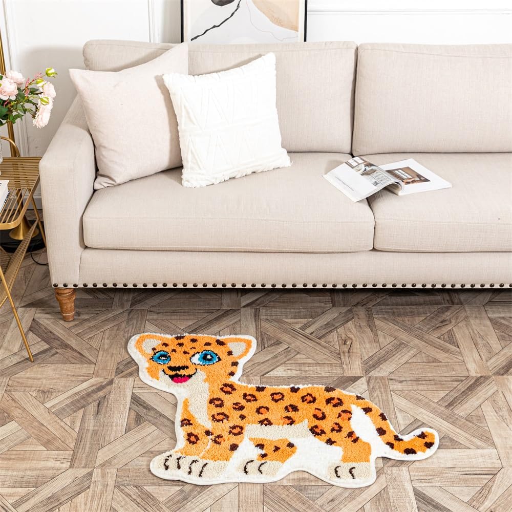 Fun Gold Leopard Bath Mat for Bathroom, Cute Leopard Cartoon Bath Rugs Non Slip Animal Shaped Absorbent Preppy Bathtub Rug Bathroom Decor Aesthetic Plush Shower Rugs Machine Washable 23.6x39.3in