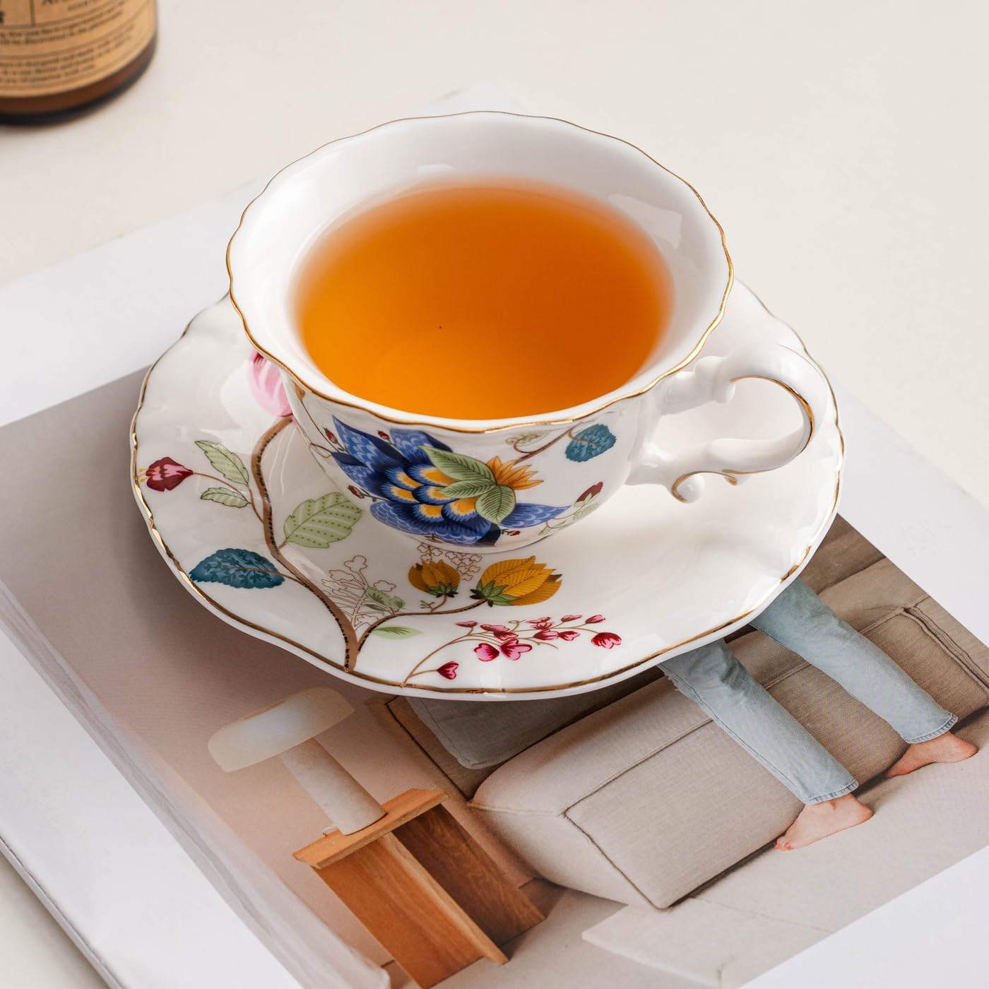 Jomop Ceramic Tea Cups Coffee Cup and Saucers Set of 4 (Blue and Red)