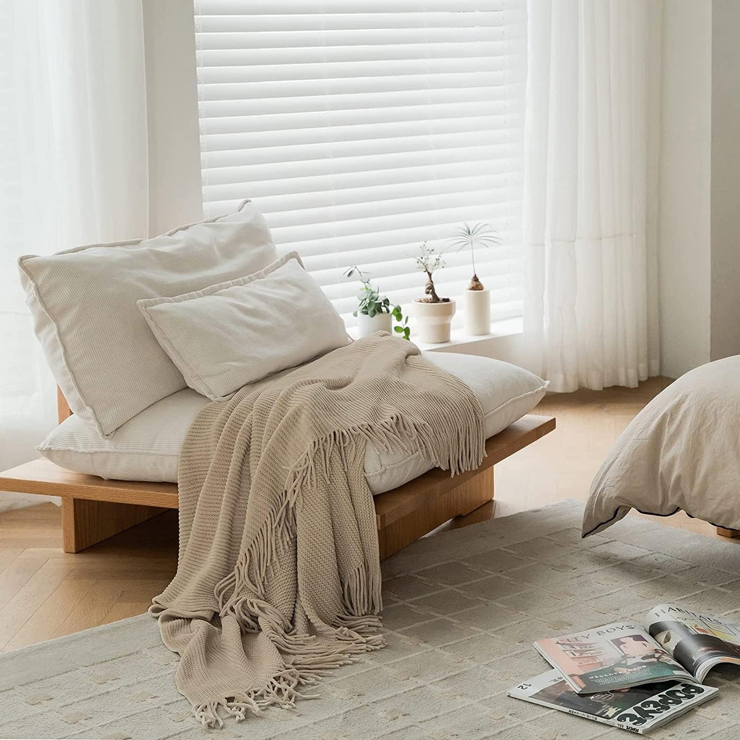 lifein Throw Blanket for Couch, Soft Boho Decor Bed Throw,Cozy Beige Knitted Chenille Small Farmhouse Lightweight Throw (Beige,60 * 80")