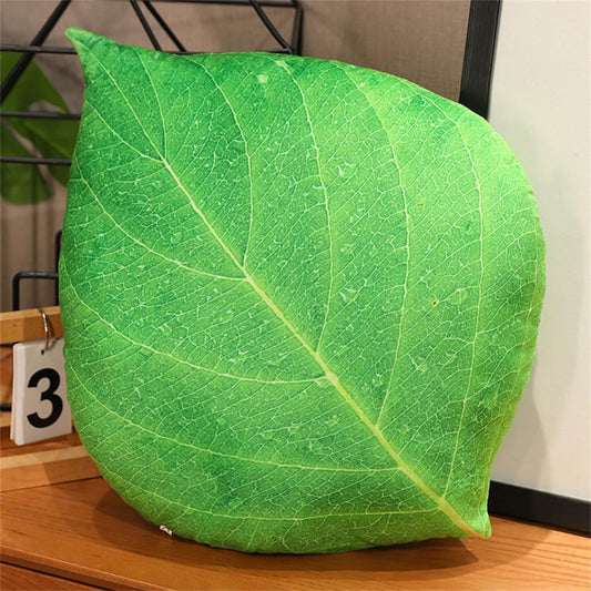 LYFJMUS Leaf Shaped 3D Throw Pillows Soft Plush Maple Leaves Pillow Decorative Pillow for Plant Lovers Aesthetic Cute Pillow for Bed Sofa Car Floor Couch Living Room Bedroom Decor (Green Leaf)
