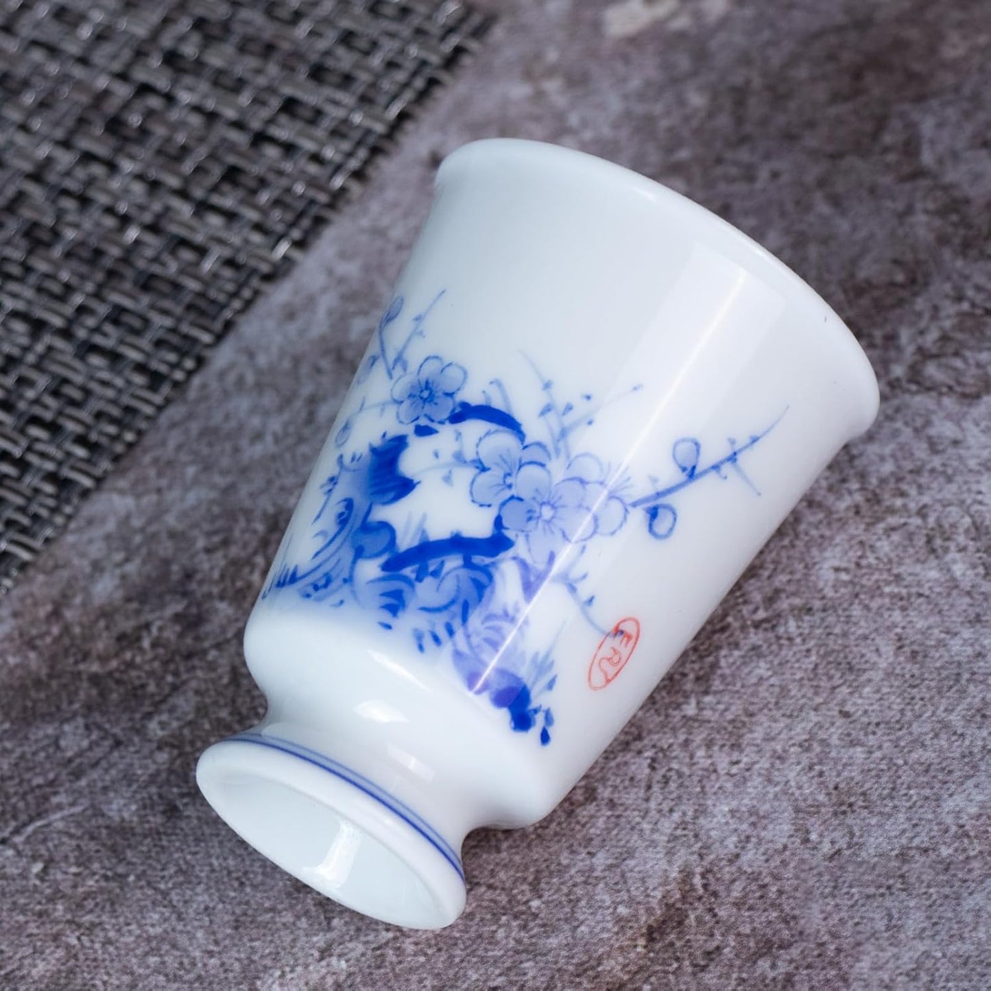 KAMMAK Ceramic Tea Cups Small, Cute Vintage Coffee Cup Set of 2, Porcelain Teacups Espresso Mug, 1.5oz Hand Painted Chinese Afternoon Tea Party Mugs, Birthday Gift for Women Men, High Stone