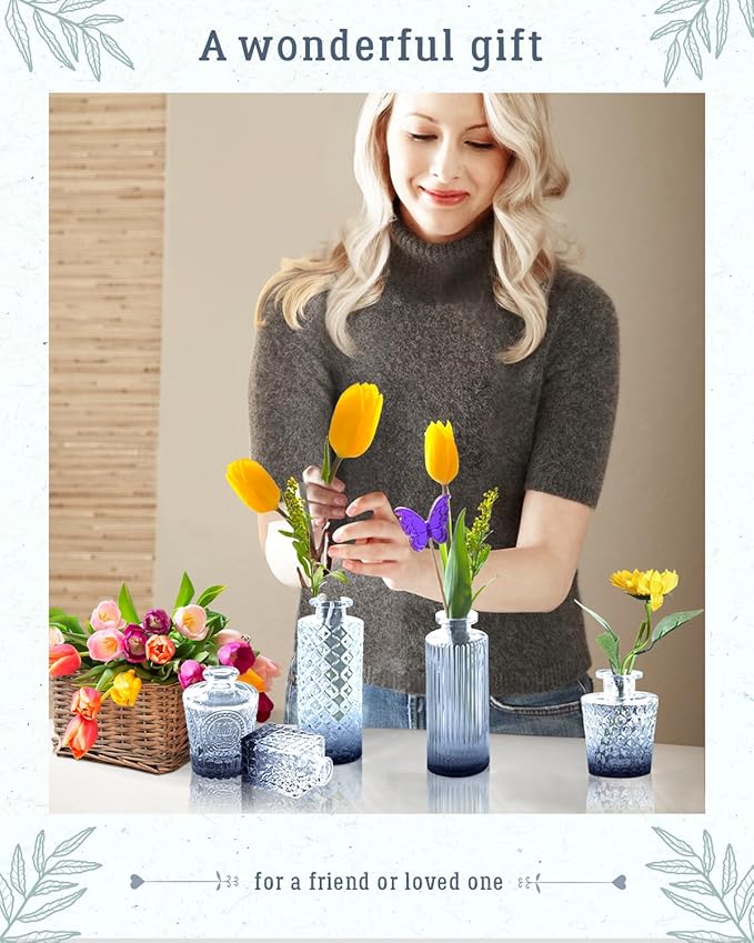 Yirilan Bud Vases Set of 32 PCS, Small Flower Vases for Table Centerpieces, Mini Vases for Single Stem Flowers, Glass Vases for Centerpieces, Wedding & Home Decor, Clear (Blue Gradient, 32 pcs)