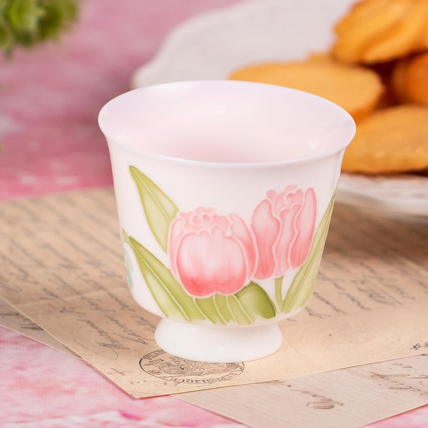 KAMMAK Ceramic Tea Cups Small, Cute Vintage Coffee Cup Set of 2, Porcelain Teacups Espresso Mug, 2.5oz Hand Painted Chinese Afternoon Tea Party Mugs, Birthday Gift for Women Men, Yuni Arita