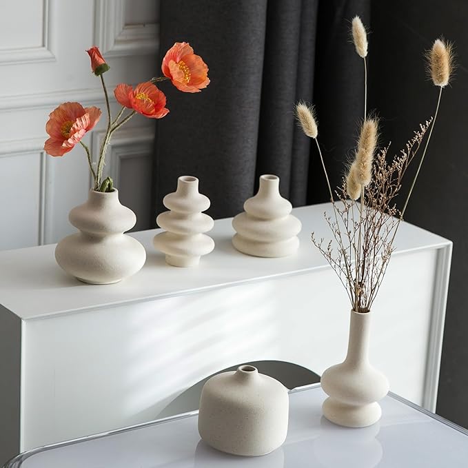 JOJUNO White Bud Vases, Small Ceramic Vase Set of 5, Mini Pottery Vases for Flowers, Decorative Vases for Home Modern Decor, Boho Decor, Chic Vases for Living Room Dining Table Shelves