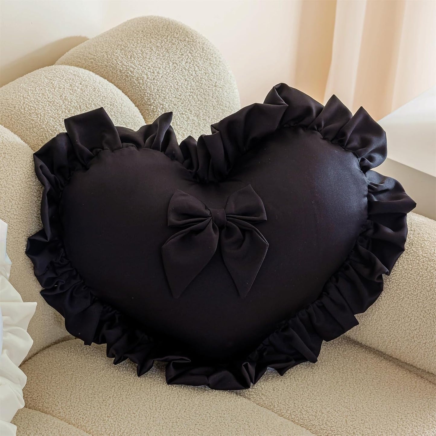 Heart Pillows, Cute Ruffled Heart Shaped Throw Pillows with Bow Soft Stuffed Love Decorative Pillow Cushion for Sofa Couch Bed Girl Room Chair Car Living Room, Black