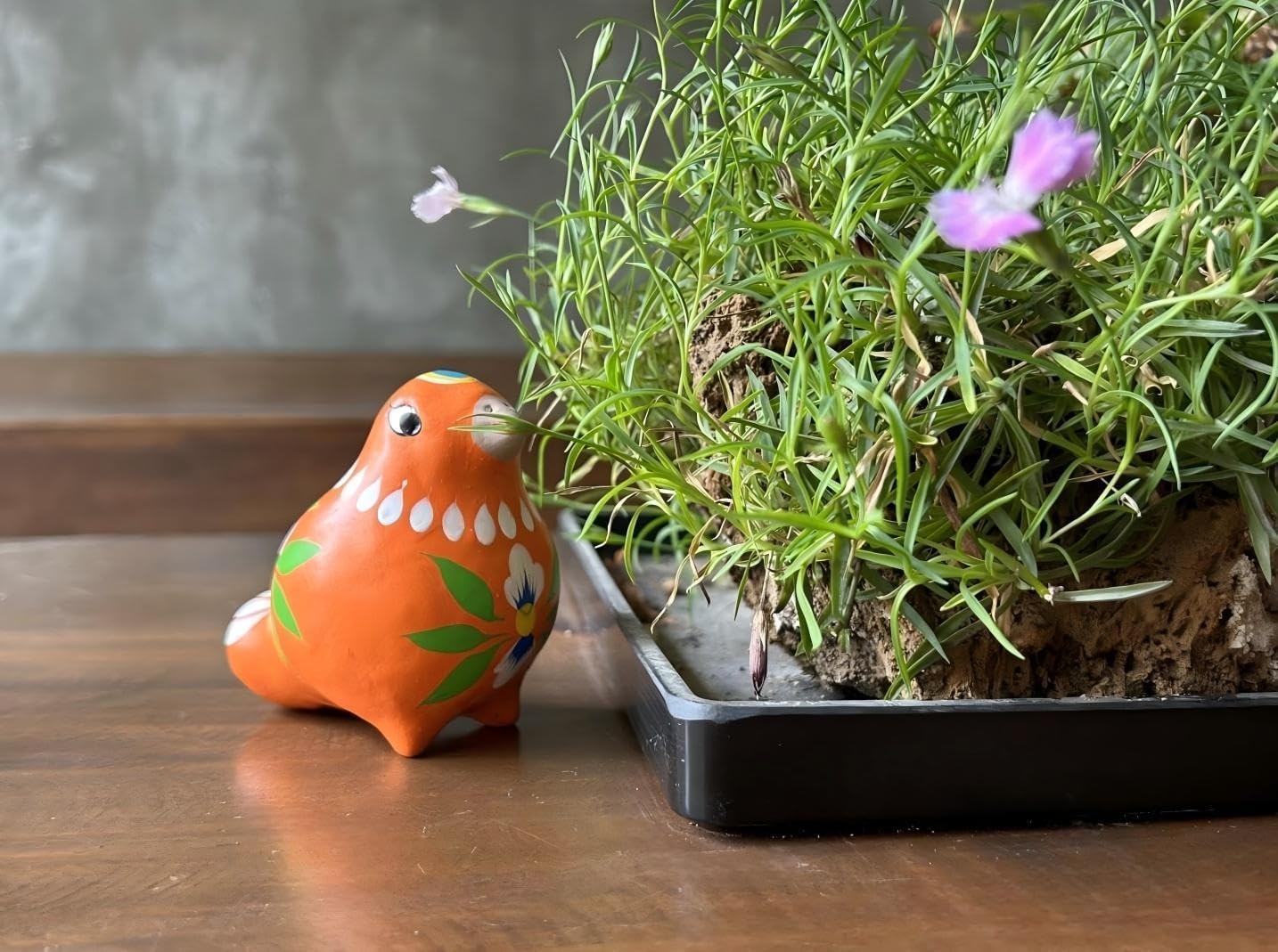 Decorative Clay Bird Figurines Hand-Painted Folk Art Design Collectible Smal Figurines Holiday Birthday Couples Friend Unique Gift Idea Decorative Home Art Table Bring Good Luck (Orange)