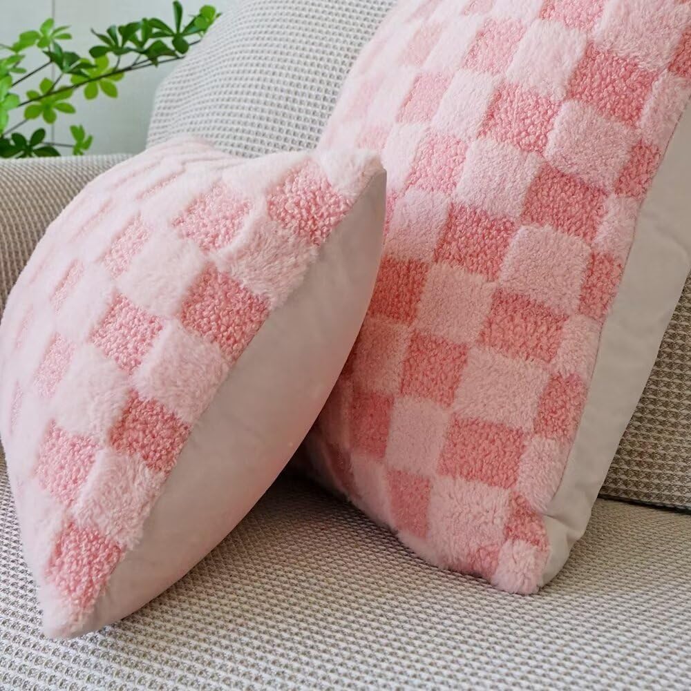 Faux Fur Plush Decorative Throw Pillow Covers 18x18 Square Checkered Soft Faux Fur Pillow Covers for Couch Christmas Set of 2 Pink-Z x2
