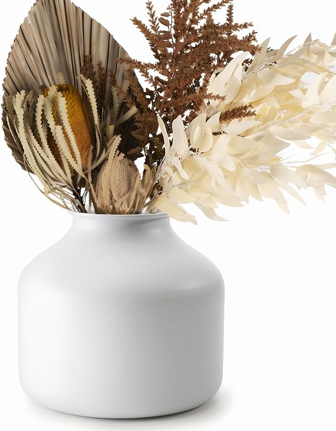 Goaste Metal Matte Flower Vase, Small White Vase for Flowers, 6.3 Inch Tall Iron Frosted Floral Arranging Vases, Nordic Style Round Boho Vases for Modern Minimalist Home Decor, Wedding, Bookshelf