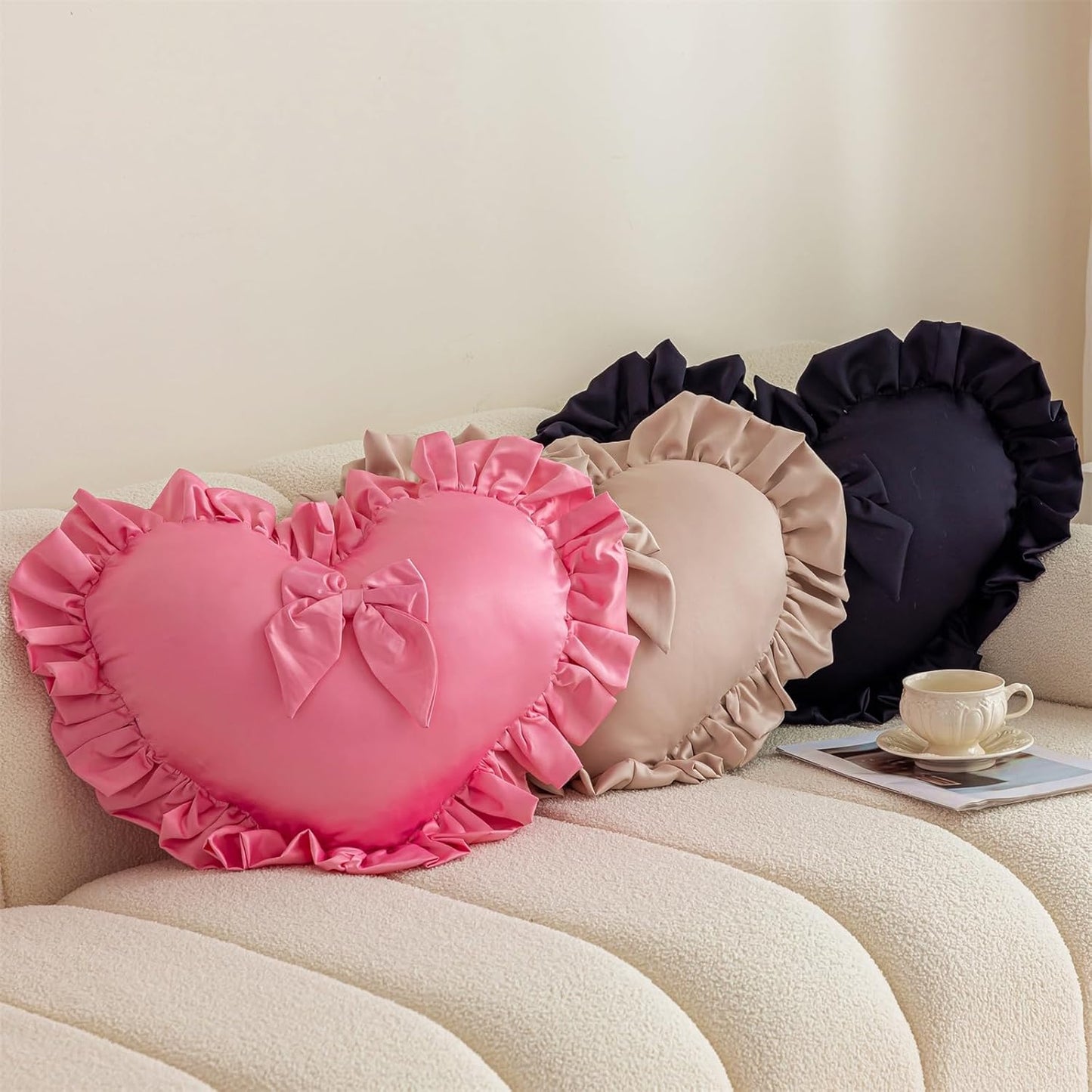 Heart Pillows, Cute Ruffled Heart Shaped Throw Pillows with Bow Soft Stuffed Love Decorative Pillow Cushion for Sofa Couch Bed Girl Room Chair Car Living Room, Rose Red
