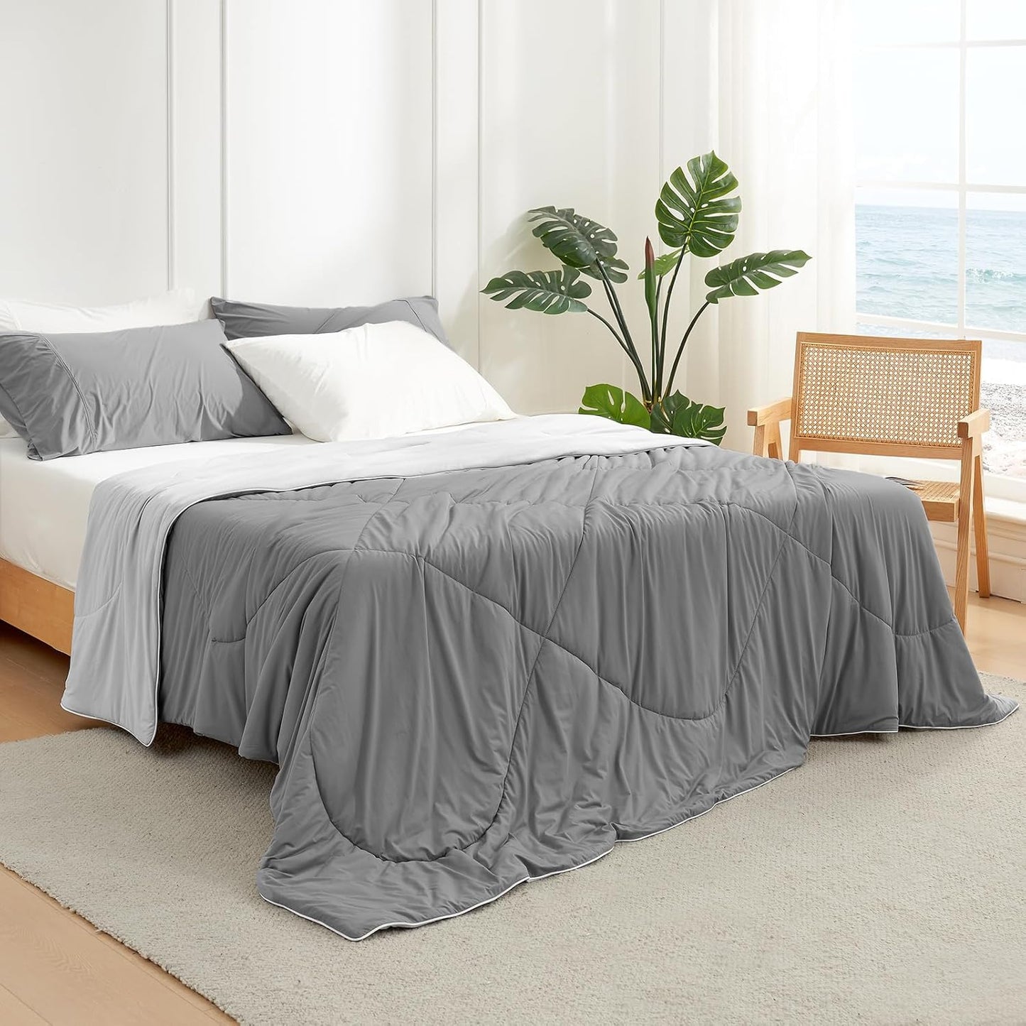 Cozy Bliss Cooling Comforter Queen Size, Cooling Blankets for Hot Sleepers and Night Sweats, Dark Light Gray Summer Comforter for Queen Size Bed, Breathable Soft Lightweight Silk Smooth