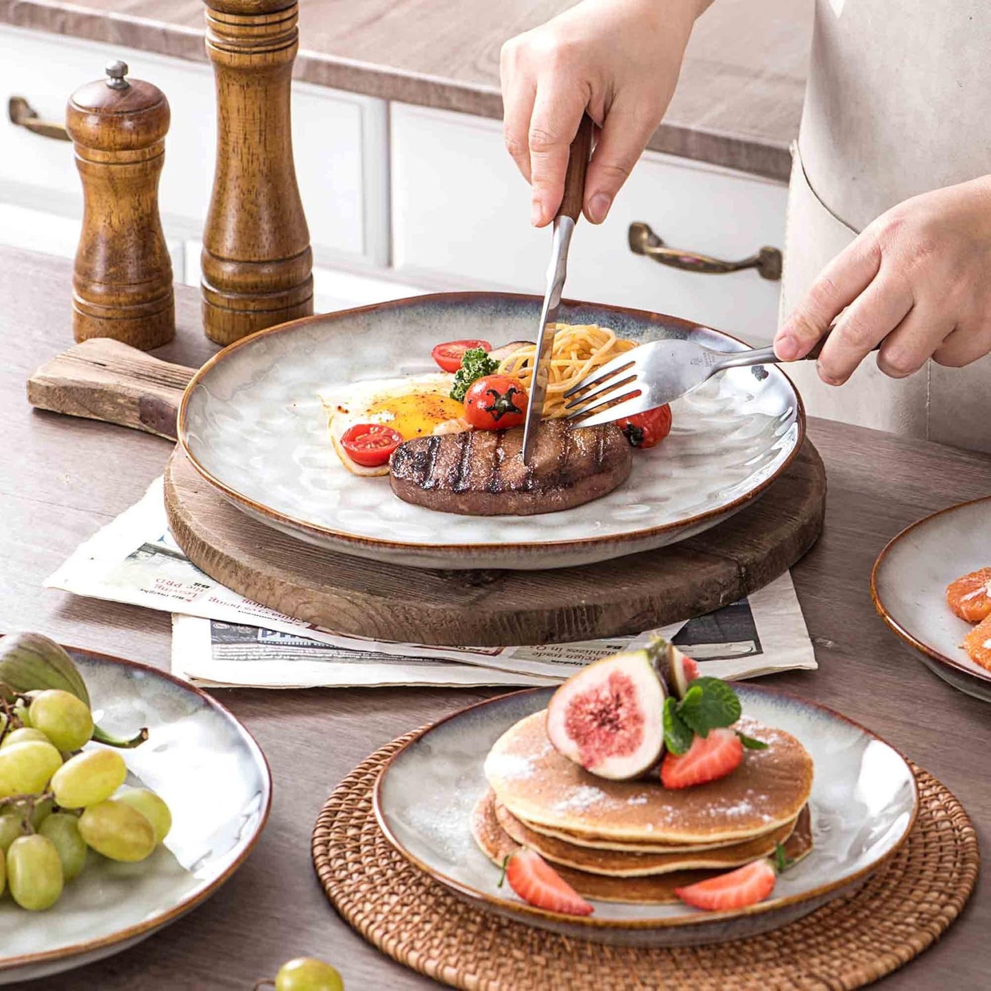 Henten Home Ceramic Dinner Plate Set, 11 Inch Porcelain Pizza, Pasta, Salad Plates, Irregular Shape Steak Plates Set of 4, Stoneware Serving Dishes for Kitchen (White)