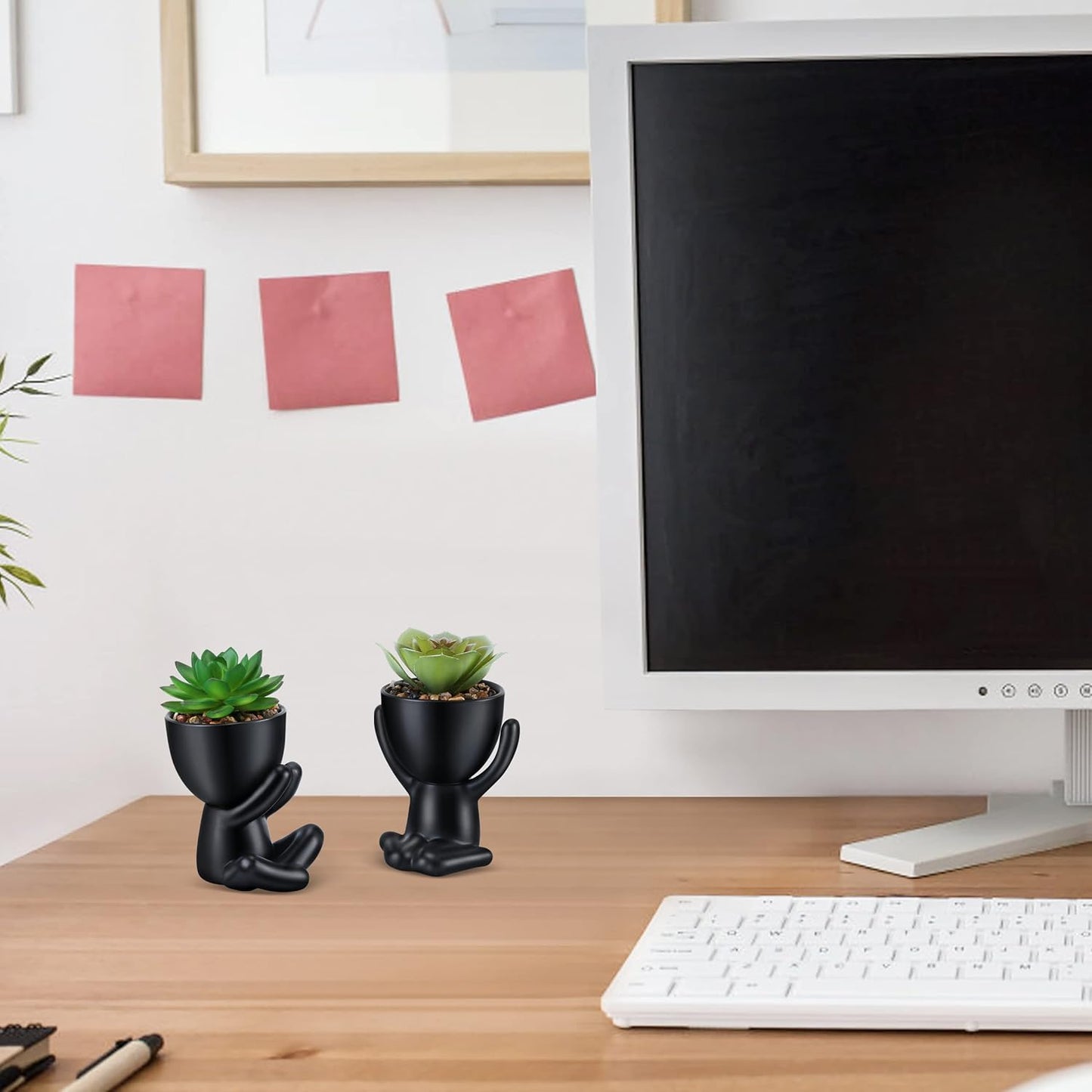 Fake Succulent, Mini Succulents Plants Artificial in Black Modern Human Shaped Ceramic Pots Desk Decor Desk Plant for Office Decor for Women, Cute Fake Plants Bathroom Decor 2PCS